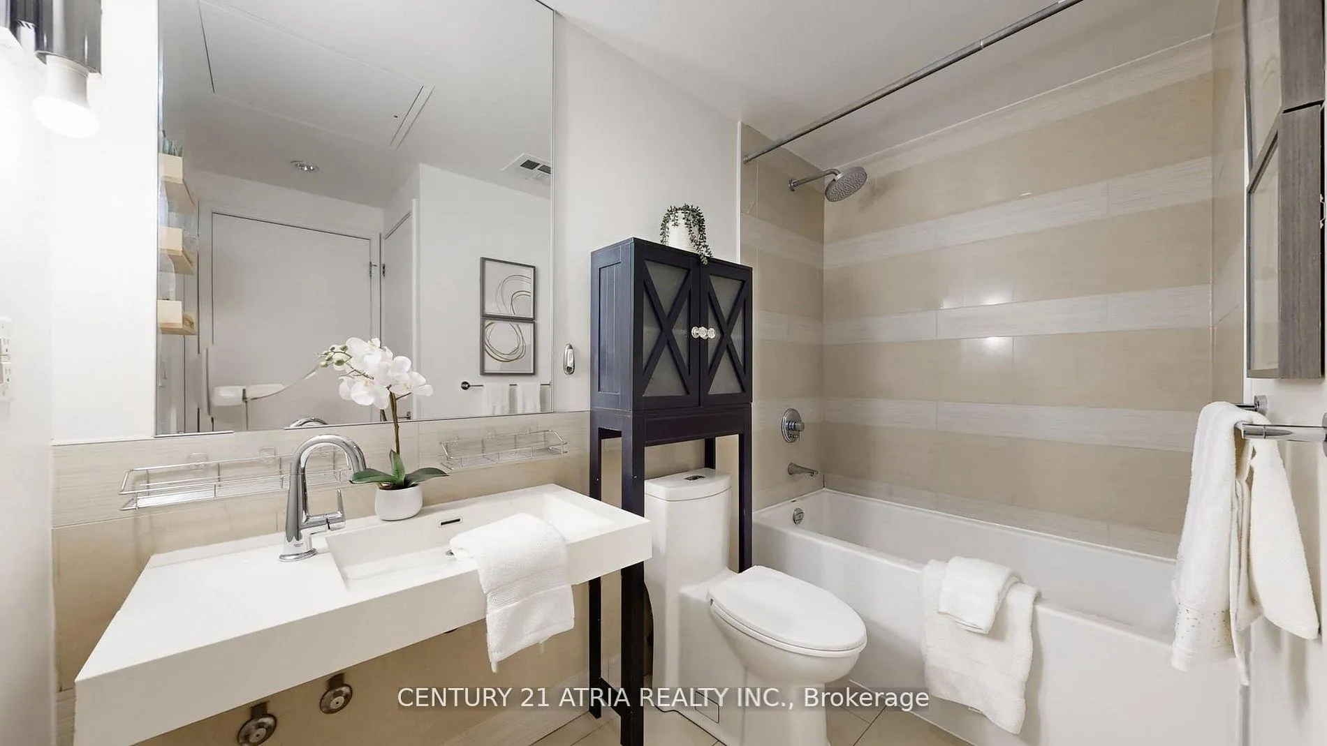 Photo 13 of Unit 2404, 390 Cherry Street, Toronto, Waterfront Communities — HOMEH