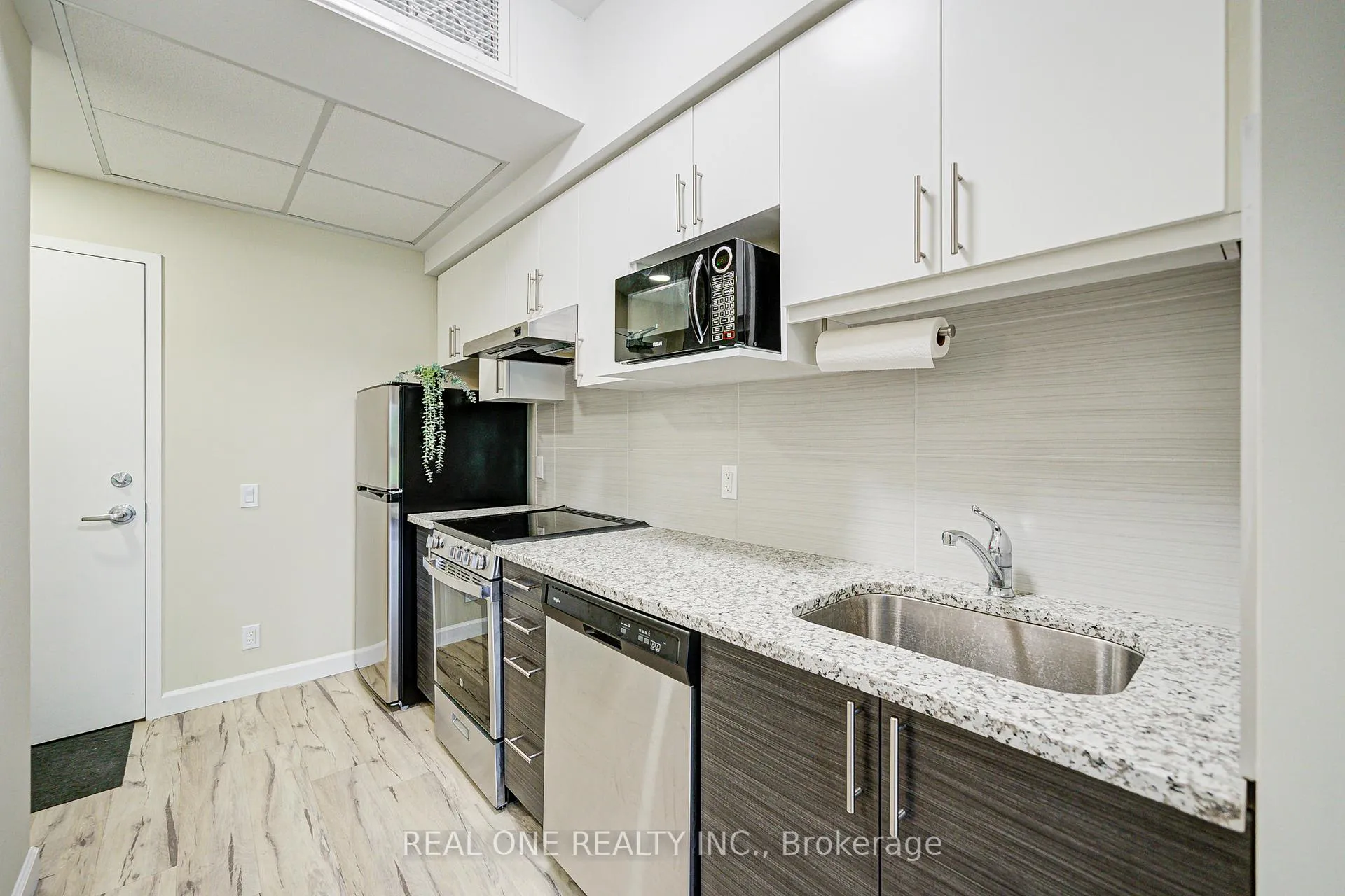 Photo 4 of Unit 423, 77 Leland Street, Hamilton, Ainslie Wood — HOMEH