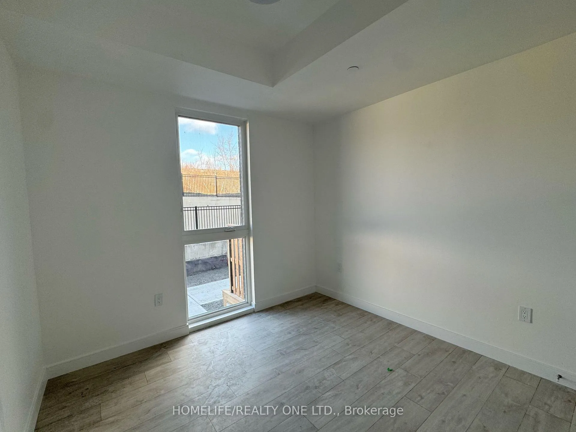 Photo 6 of Unit 2, 176 Clonmore Drive, Scarborough, Birchcliffe-Cliffside — HOMEH