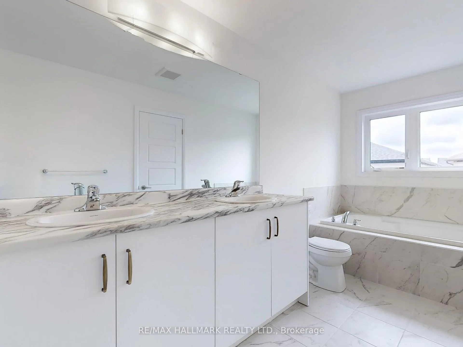 Photo 28 of 40 Velvet Way, Thorold, Rolling Meadows — HOMEH
