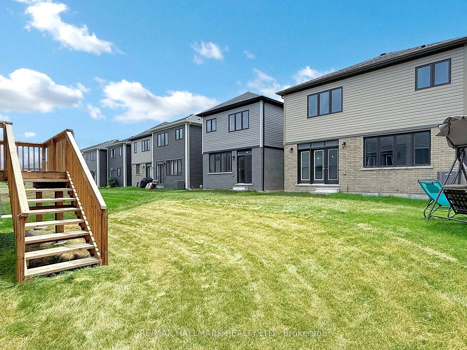 Photo 48 of 40 Velvet Way, Thorold, Rolling Meadows — HOMEH