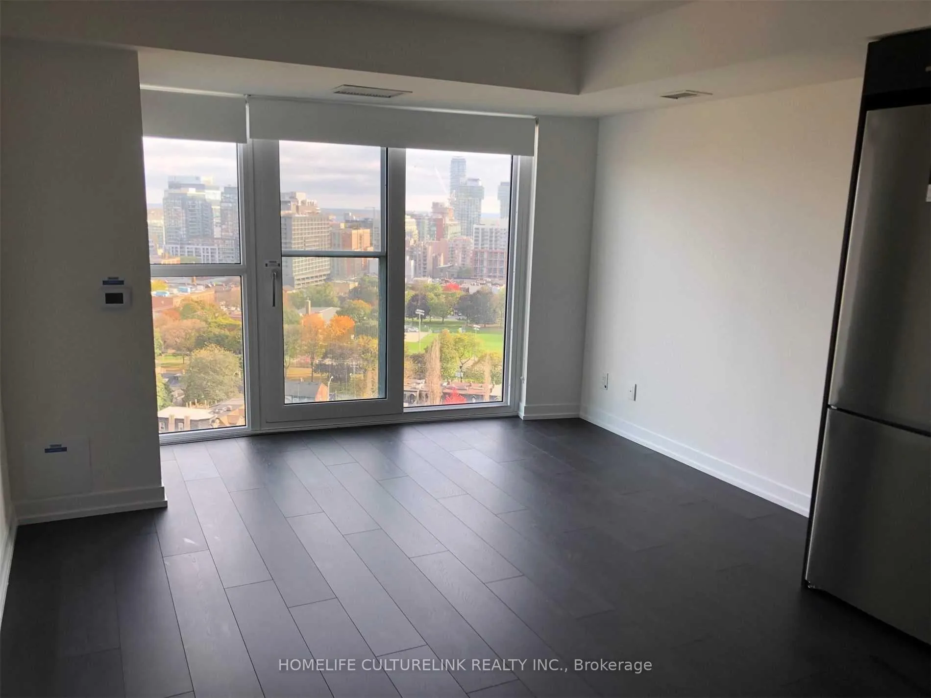 Photo 6 of Unit 2102, 219 Dundas Street E, Toronto, Moss Park — HOMEH