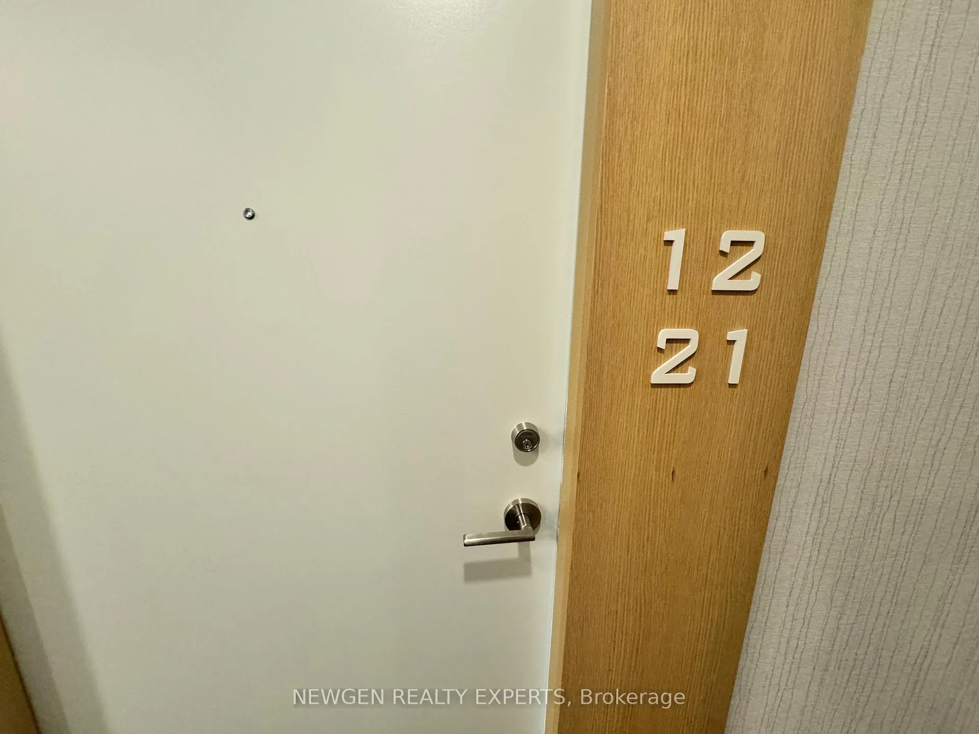 Front of Unit 1221, 1100 Sheppard Avenue W