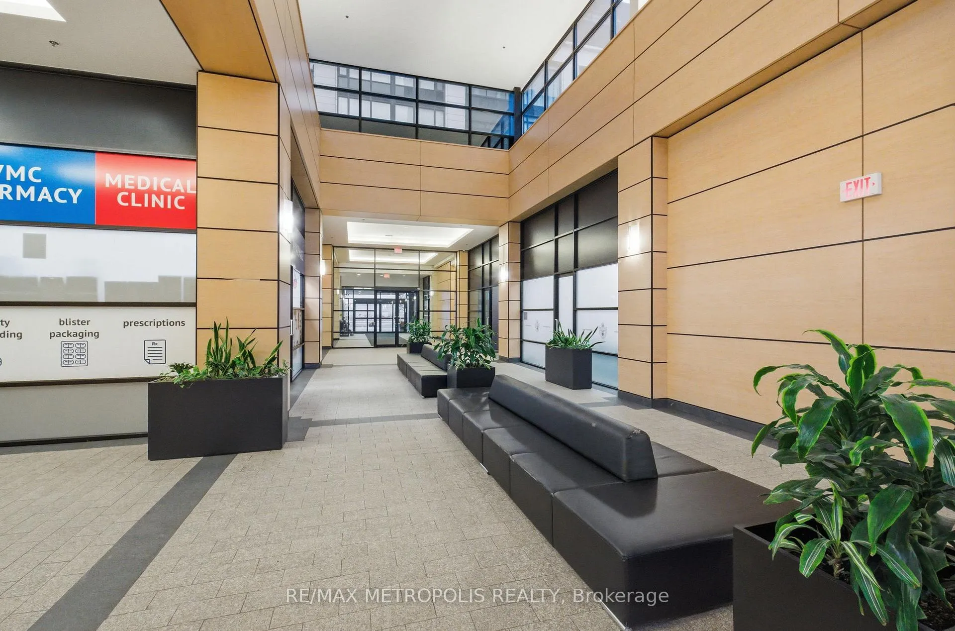 Photo 19 of Unit 704, 2900 Highway No. 7, Vaughan, Concord — HOMEH
