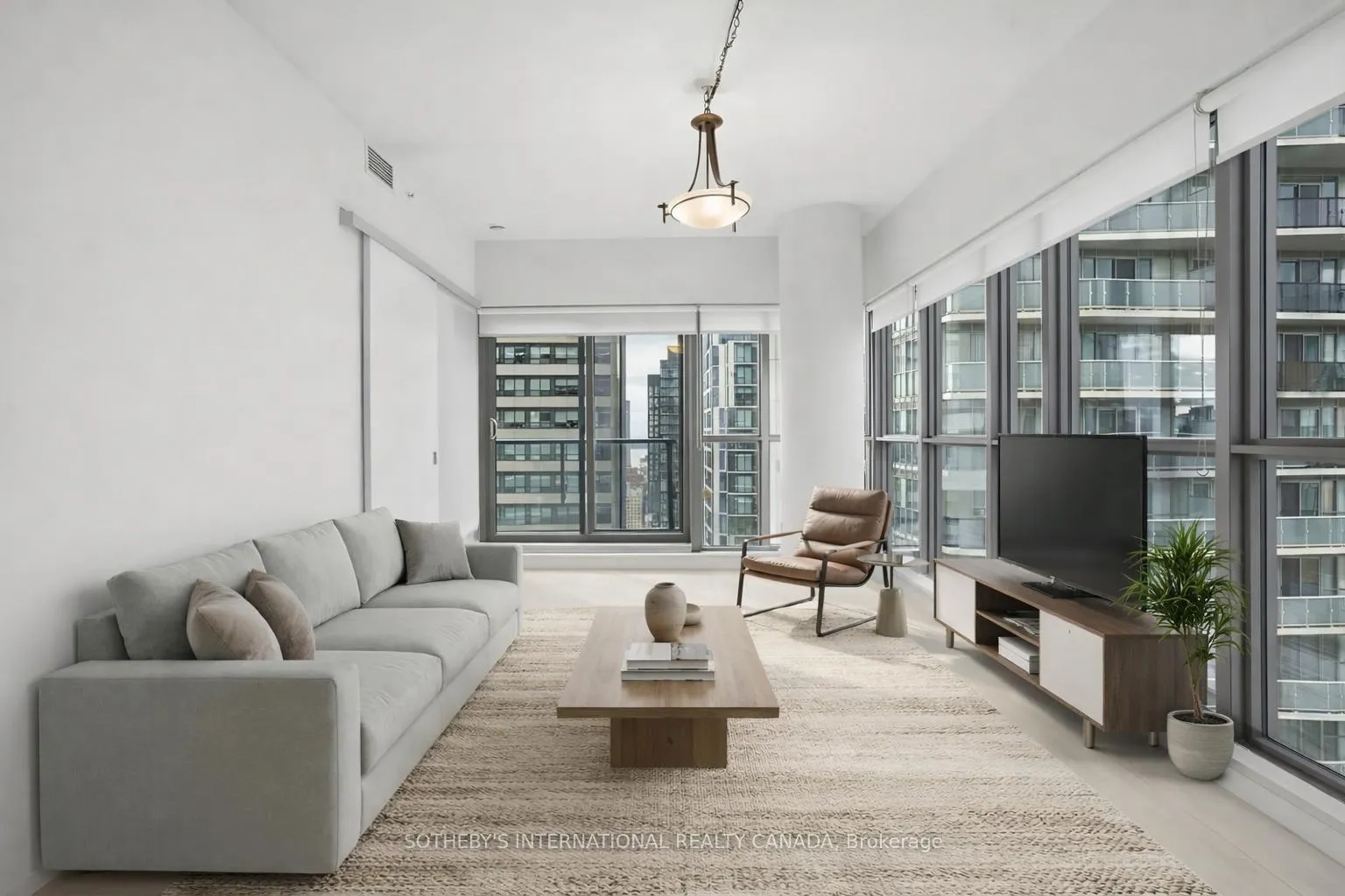 Photo 4 of Unit 2401, 159 Dundas Street E, Toronto, Church-Yonge Corridor — HOMEH