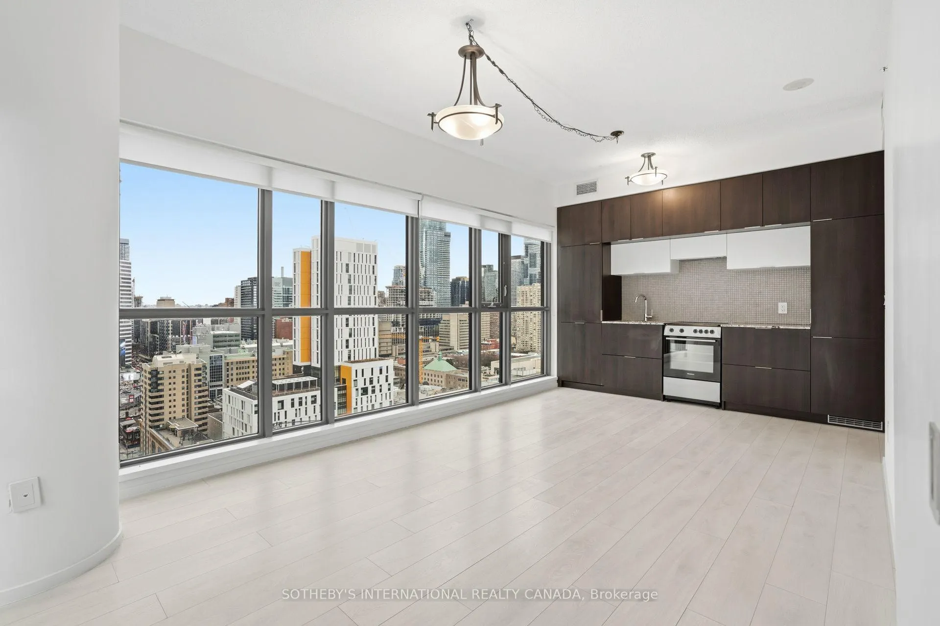 Photo 12 of Unit 2401, 159 Dundas Street E, Toronto, Church-Yonge Corridor — HOMEH