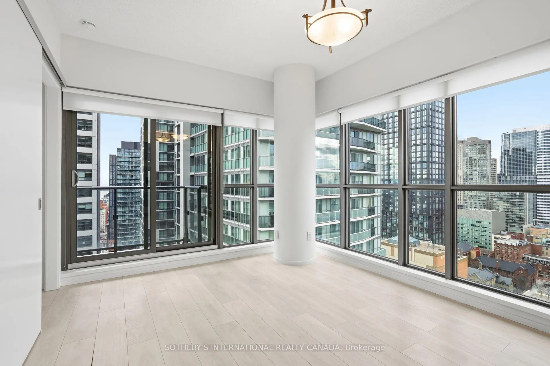 Photo 13 of Unit 2401, 159 Dundas Street E, Toronto, Church-Yonge Corridor — HOMEH