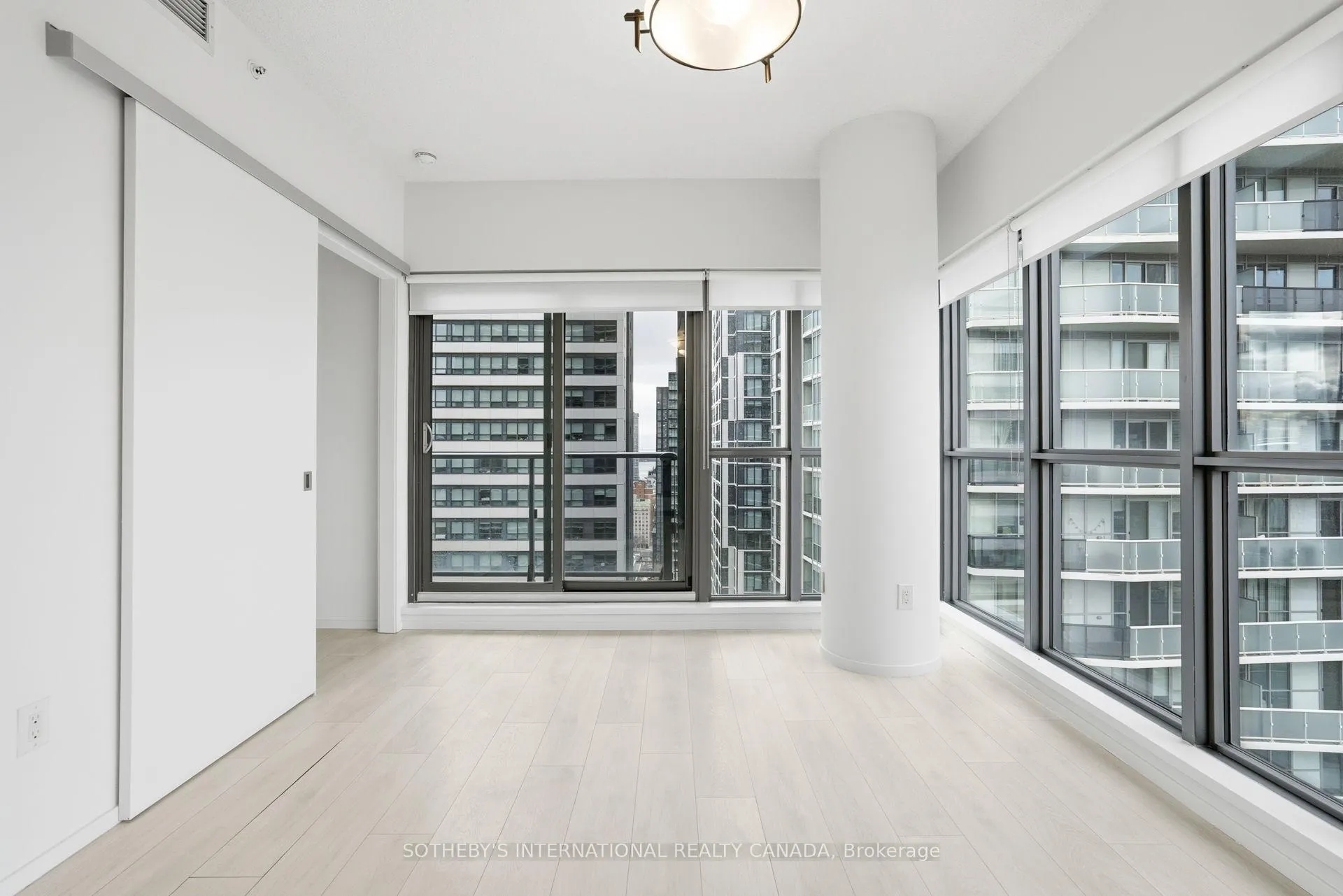 Photo 14 of Unit 2401, 159 Dundas Street E, Toronto, Church-Yonge Corridor — HOMEH
