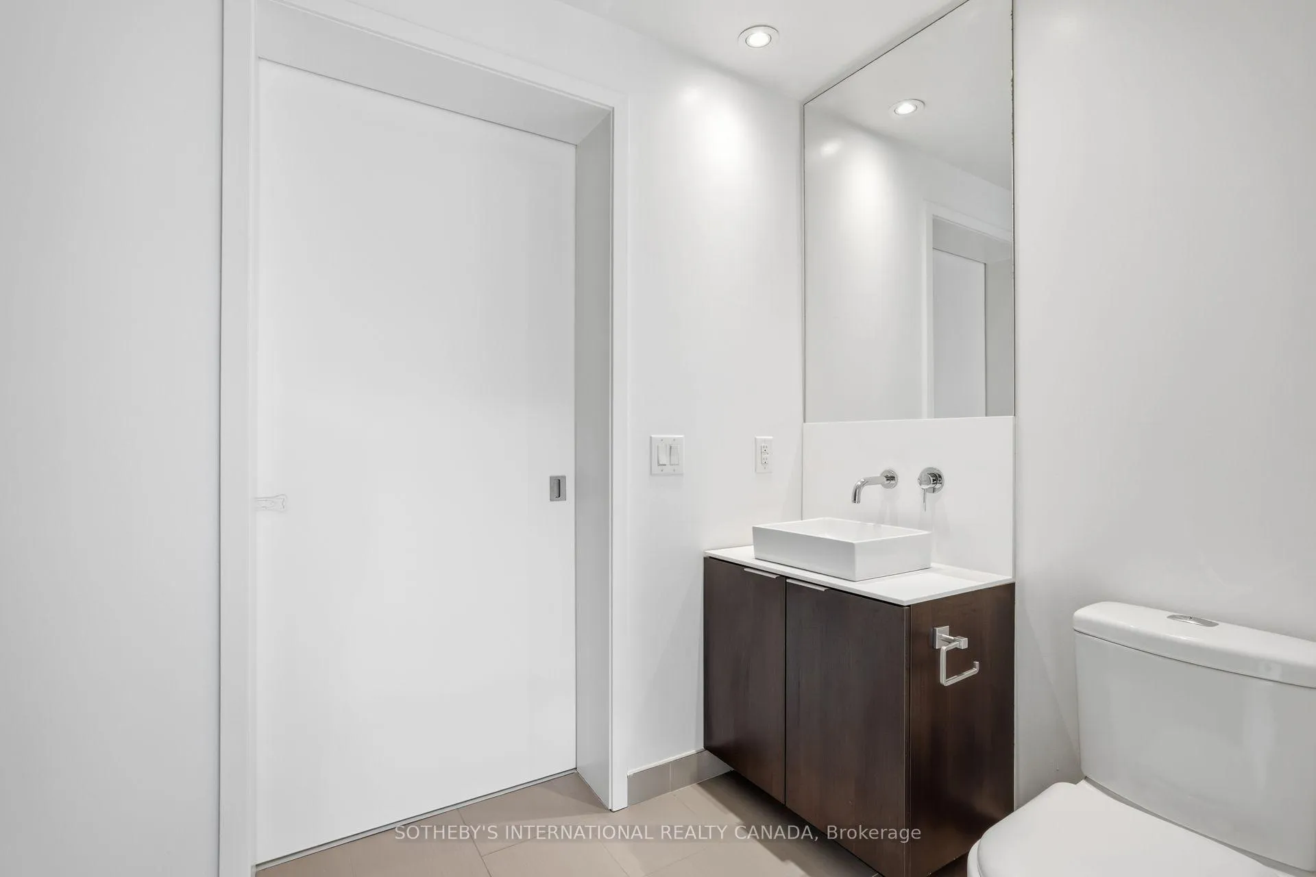 Photo 24 of Unit 2401, 159 Dundas Street E, Toronto, Church-Yonge Corridor — HOMEH