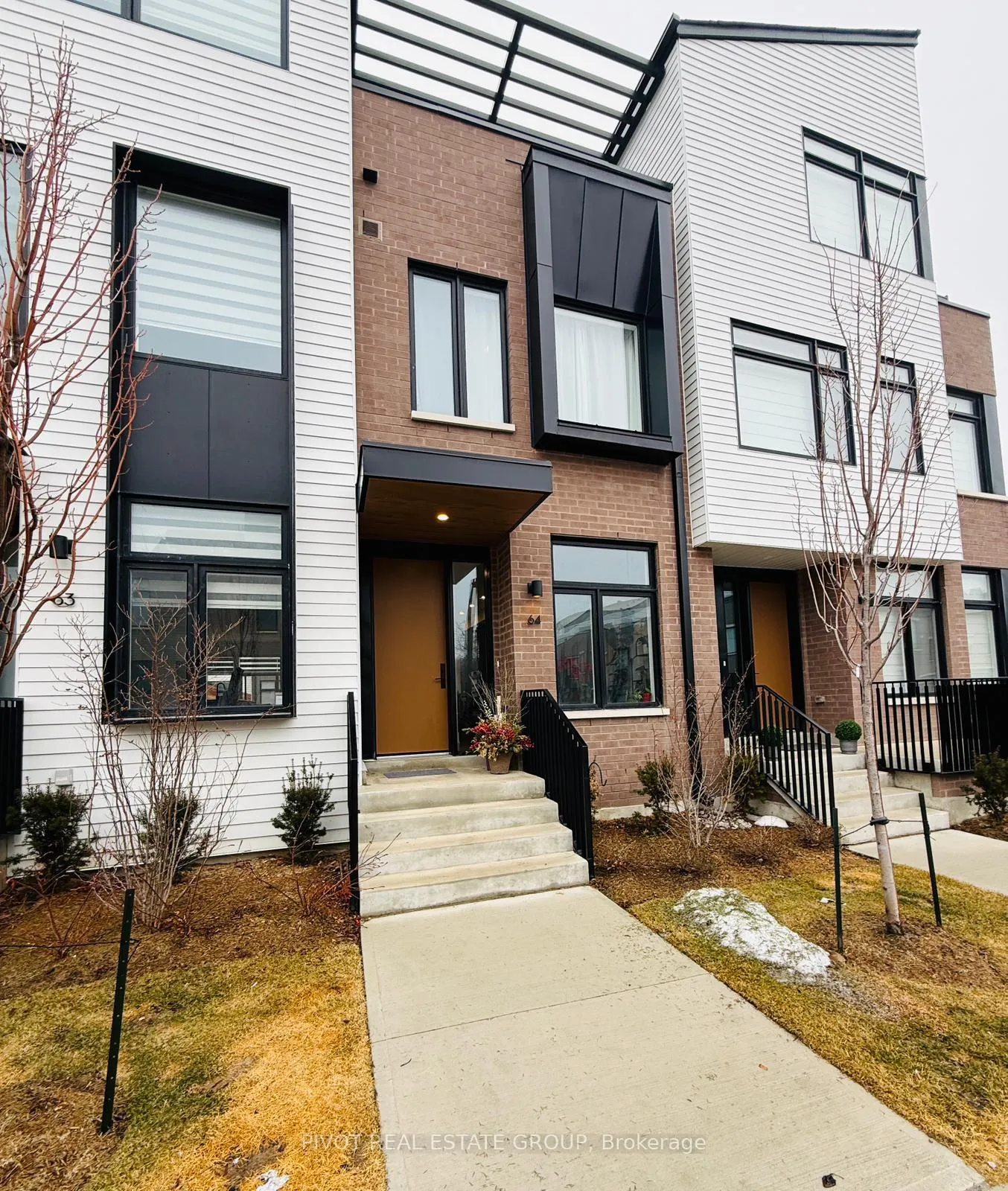 Front of Unit 64, 35 Lou Parsons Way