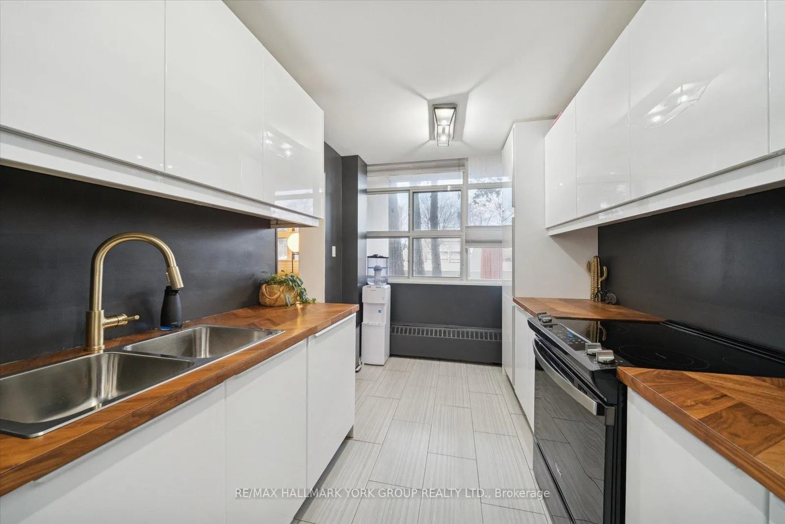 Photo 16 of Unit 103, 715 Don Mills Road, Toronto, Flemingdon Park — HOMEH