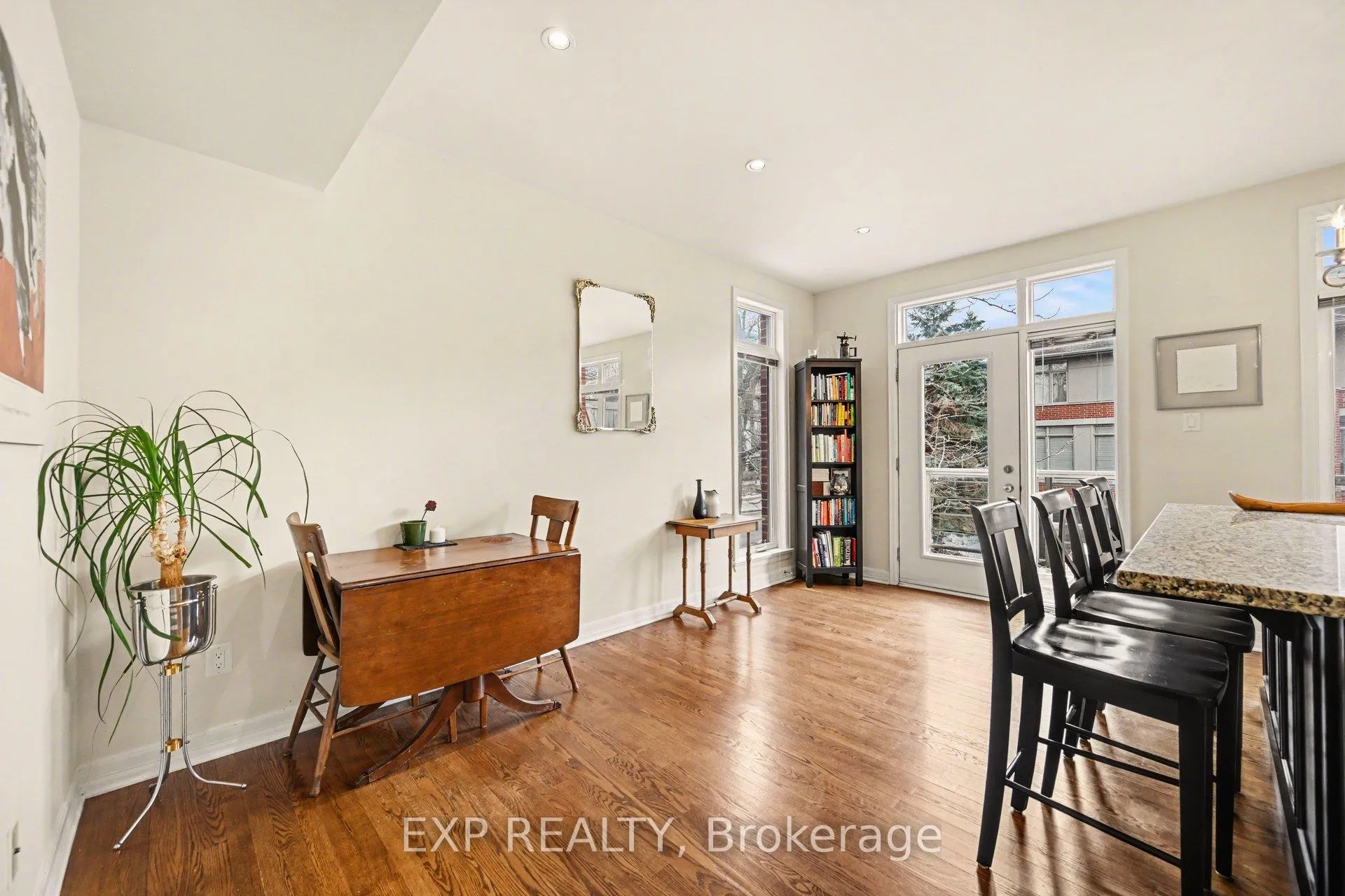 Photo 8 of 51 Callaghan Private, Ottawa, Kanata - Beaverbrook — HOMEH