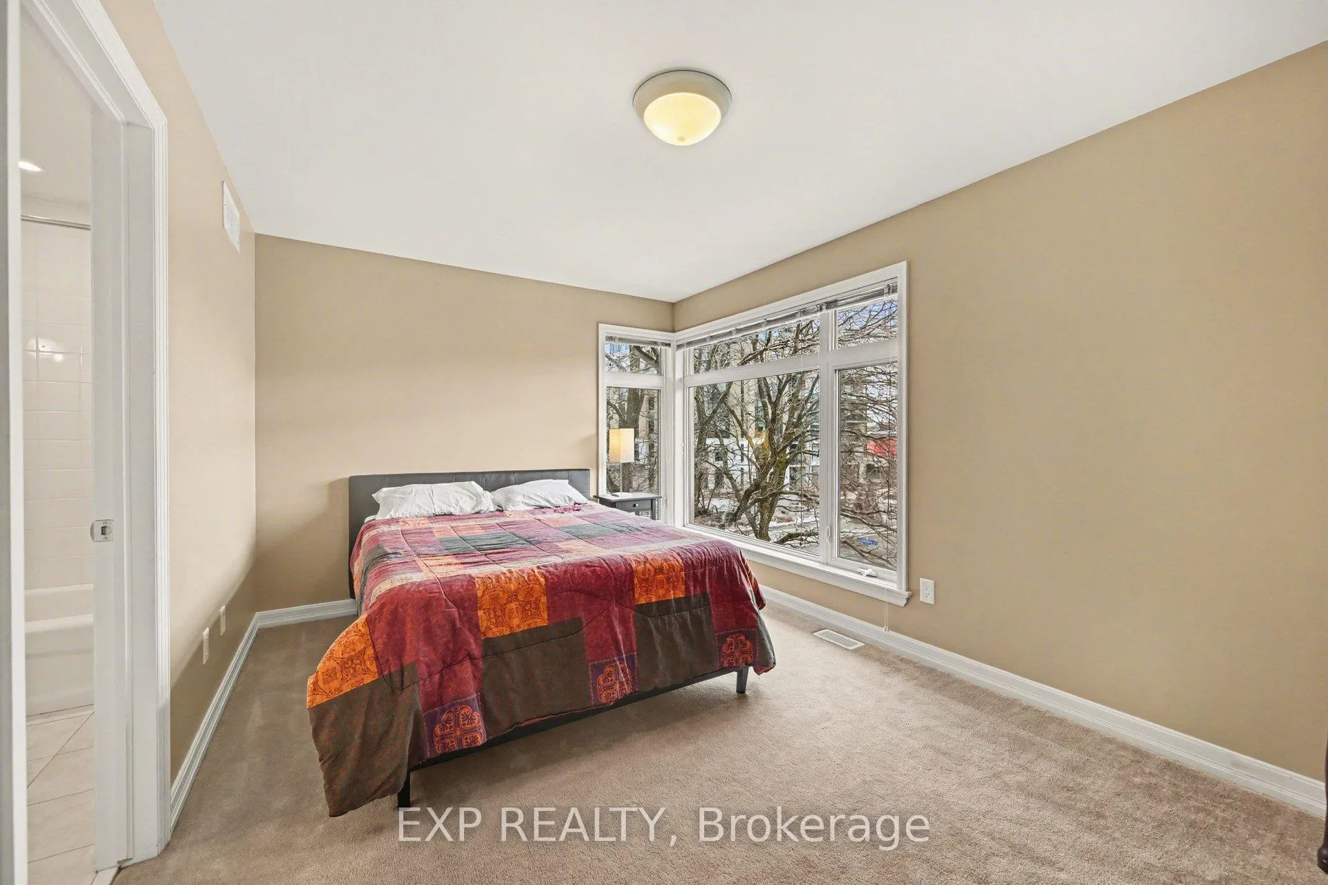 Photo 21 of 51 Callaghan Private, Ottawa, Kanata - Beaverbrook — HOMEH