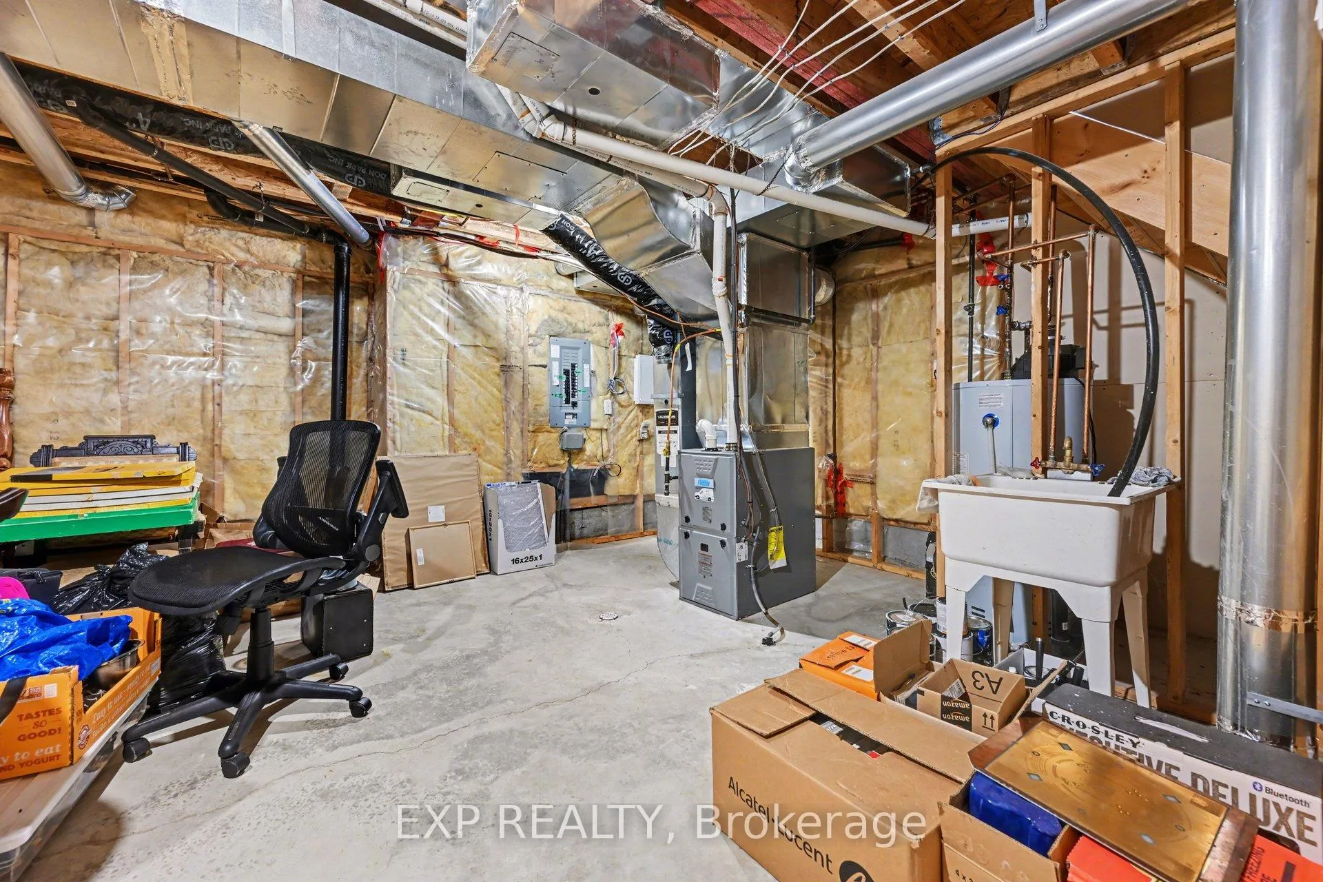 Photo 25 of 51 Callaghan Private, Ottawa, Kanata - Beaverbrook — HOMEH