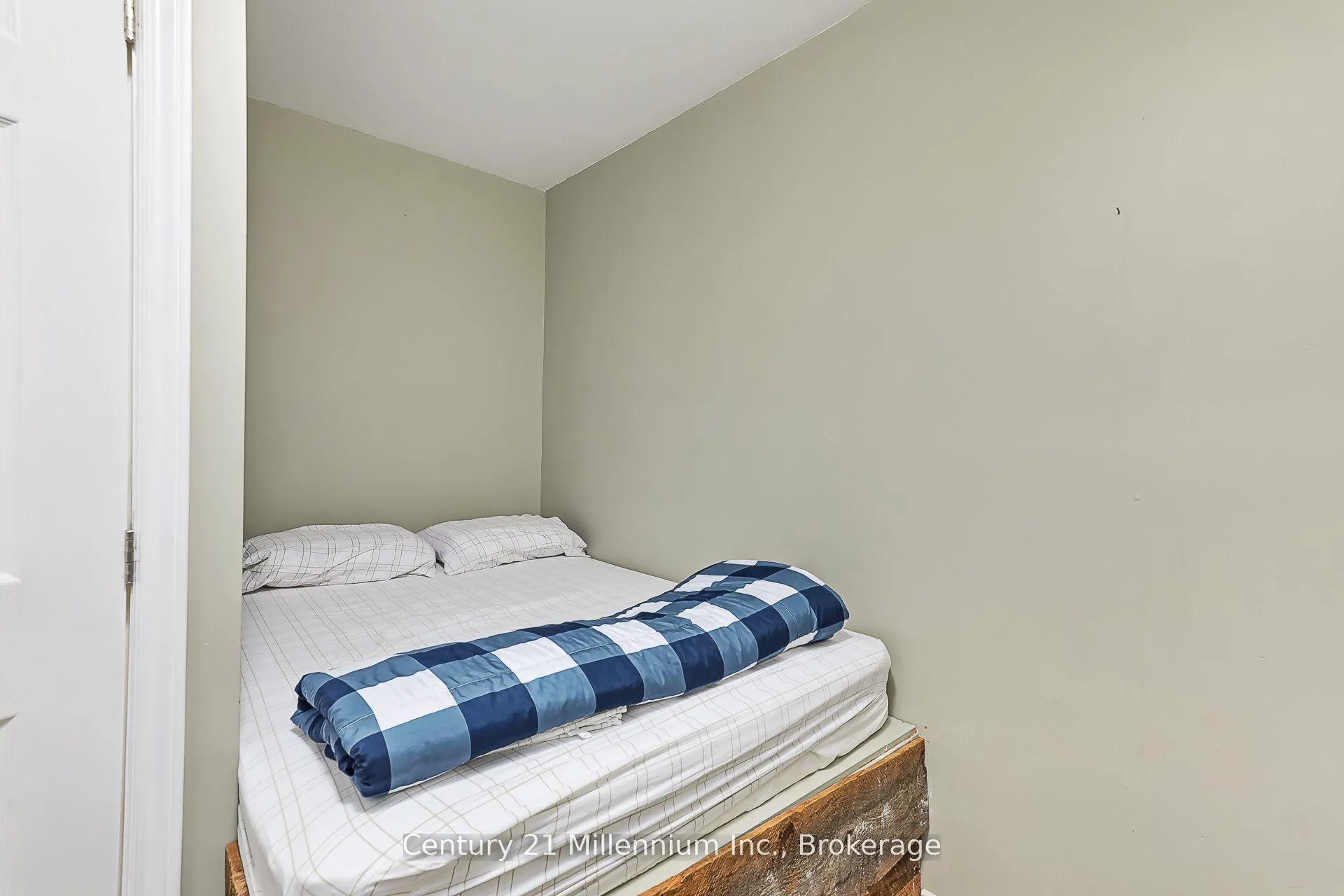 Photo 12 of 127 Scandia Lane, Blue Mountains — HOMEH