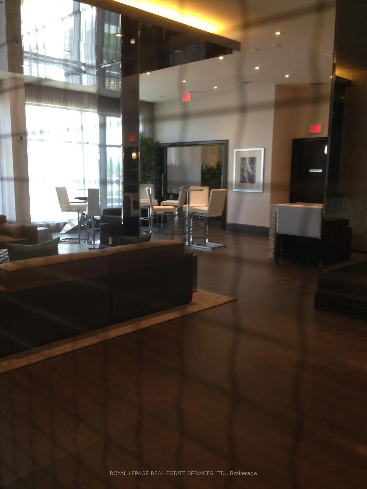 Photo 4 of Unit 1101, 65 Speers Road, Oakville, Central — HOMEH