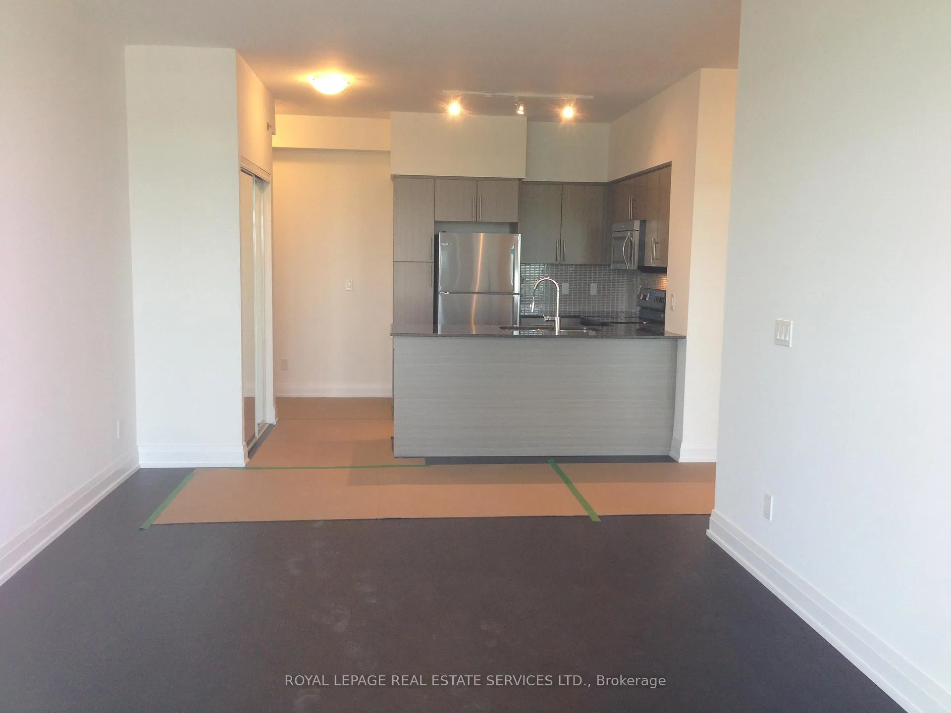 Photo 10 of Unit 1101, 65 Speers Road, Oakville, Central — HOMEH