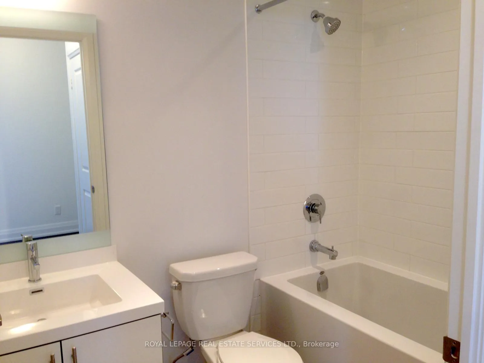 Photo 20 of Unit 1101, 65 Speers Road, Oakville, Central — HOMEH