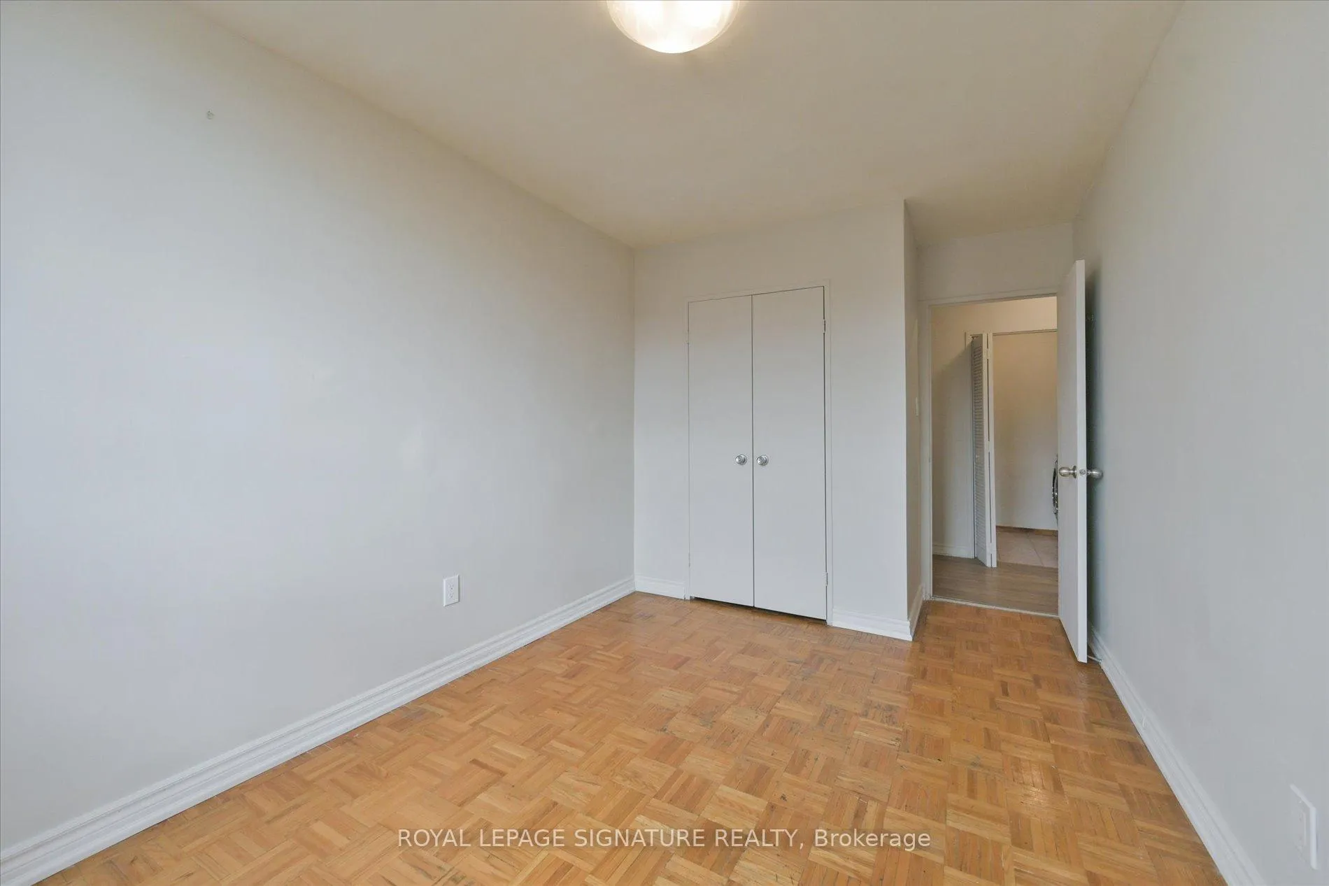 Photo 15 of Unit 801, 19 Four Winds Drive, North York, York University Heights — HOMEH