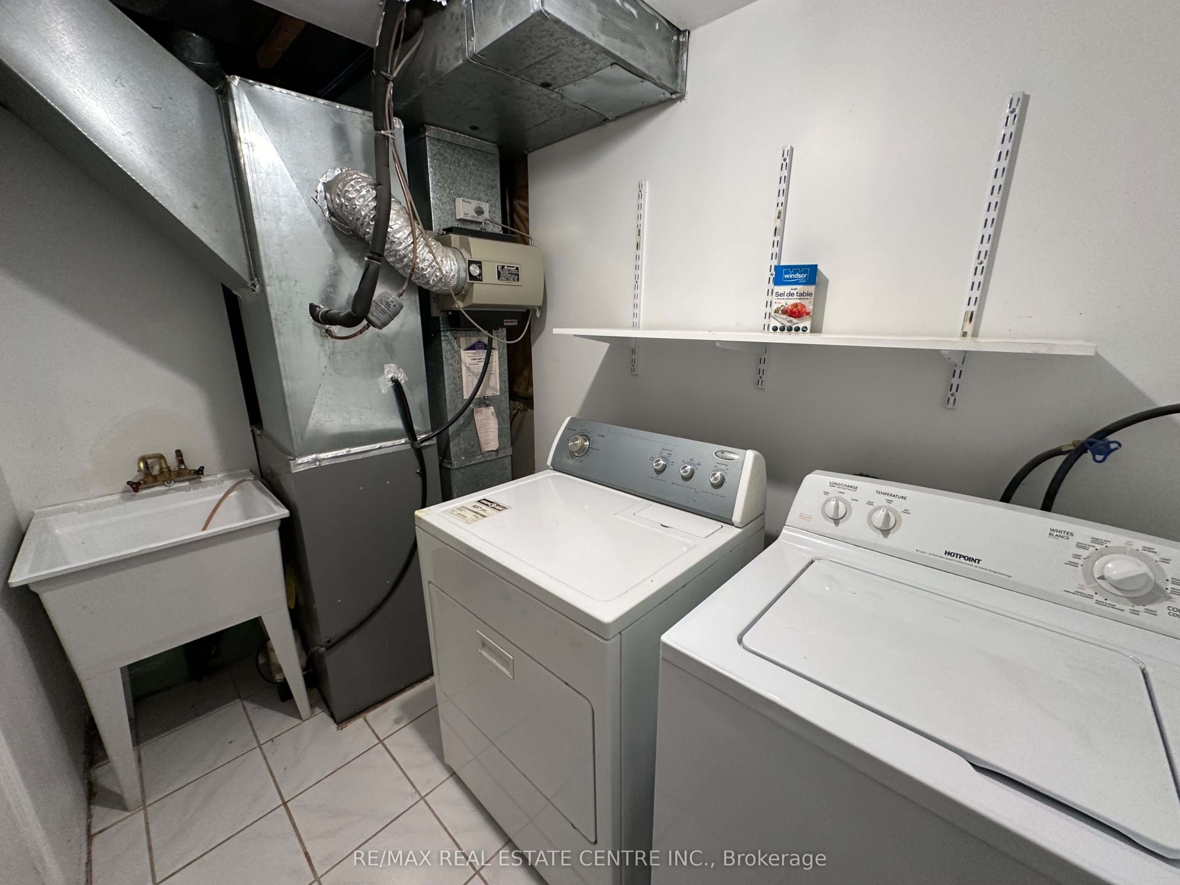 Photo 25 of 43 Windmill Boulevard, Brampton, Fletcher's Creek South — HOMEH