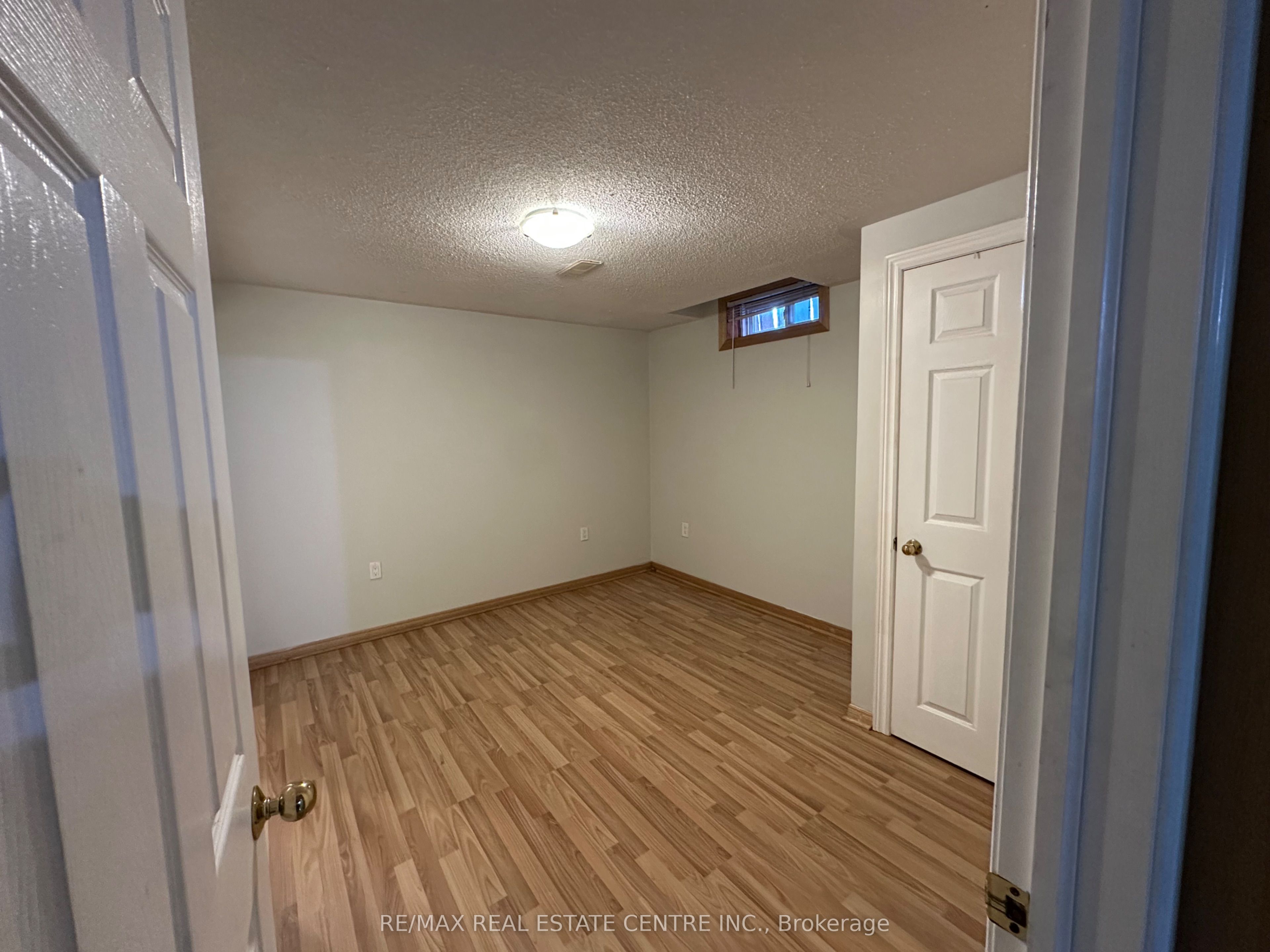 Photo 16 of 43 Windmill Boulevard, Brampton, Fletcher's Creek South — HOMEH