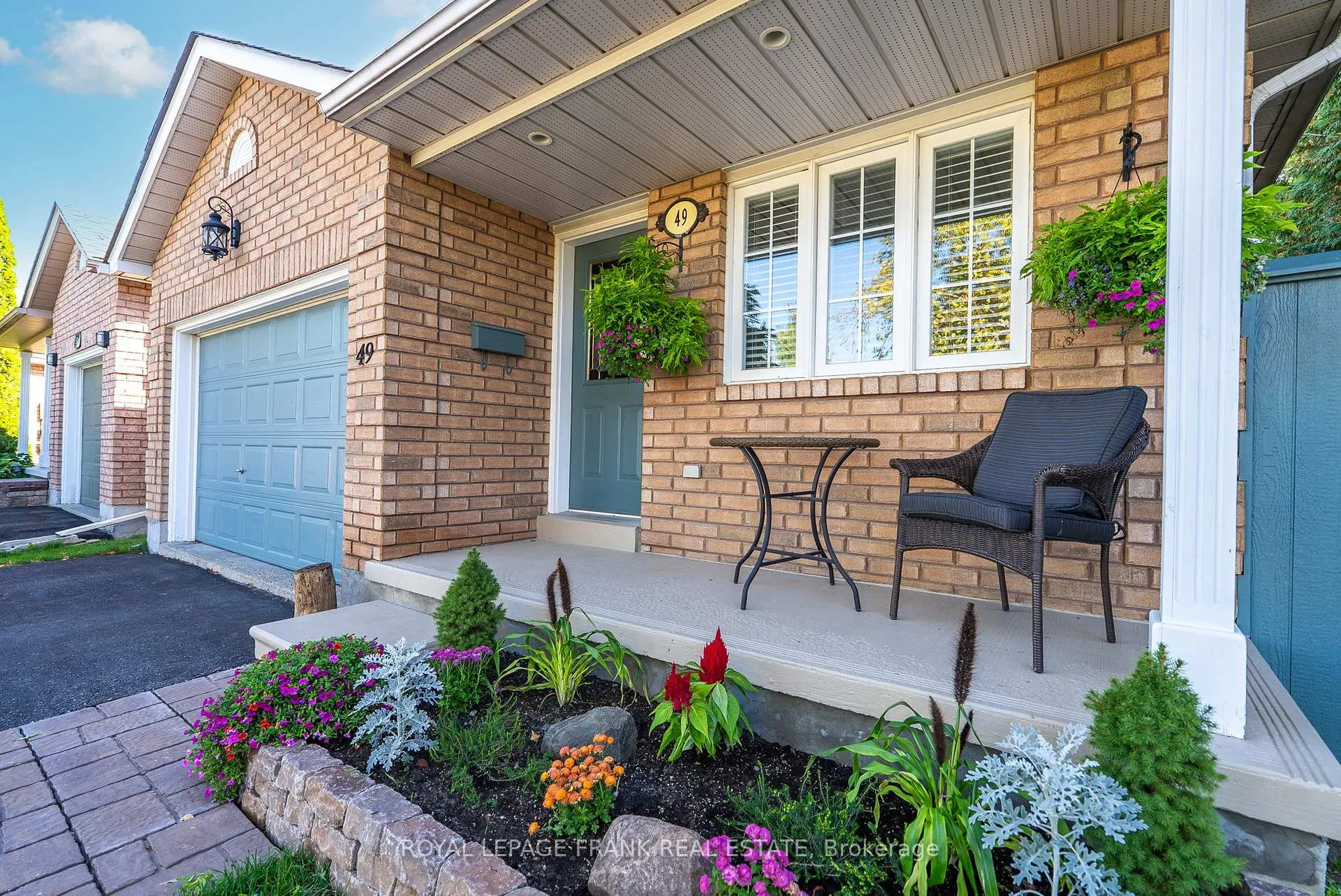Photo 2 of 49 Mallory Street, Clarington, Courtice — HOMEH
