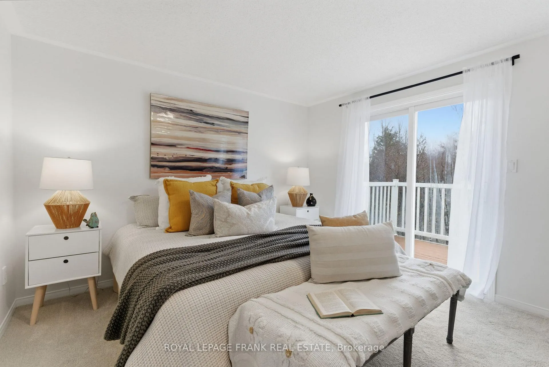 Photo 17 of 49 Mallory Street, Clarington, Courtice — HOMEH