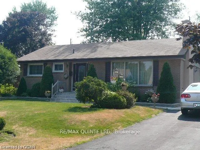 Photo 1 of 42 Fourth Avenue, Quinte West, Trenton Ward — HOMEH