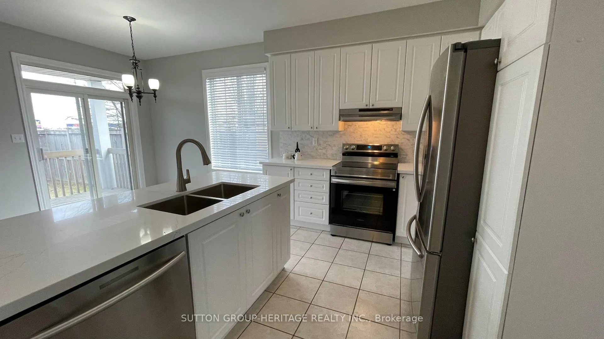 Photo 13 of 57 Kimberly Drive, Whitby, Brooklin — HOMEH