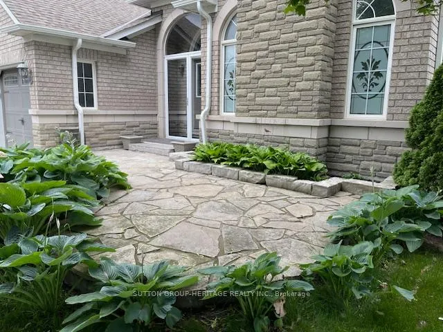 Photo 37 of 57 Kimberly Drive, Whitby, Brooklin — HOMEH