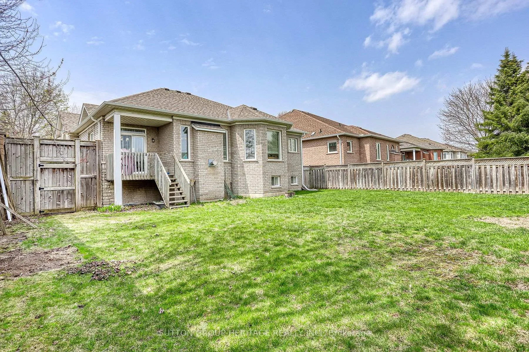 Photo 39 of 57 Kimberly Drive, Whitby, Brooklin — HOMEH