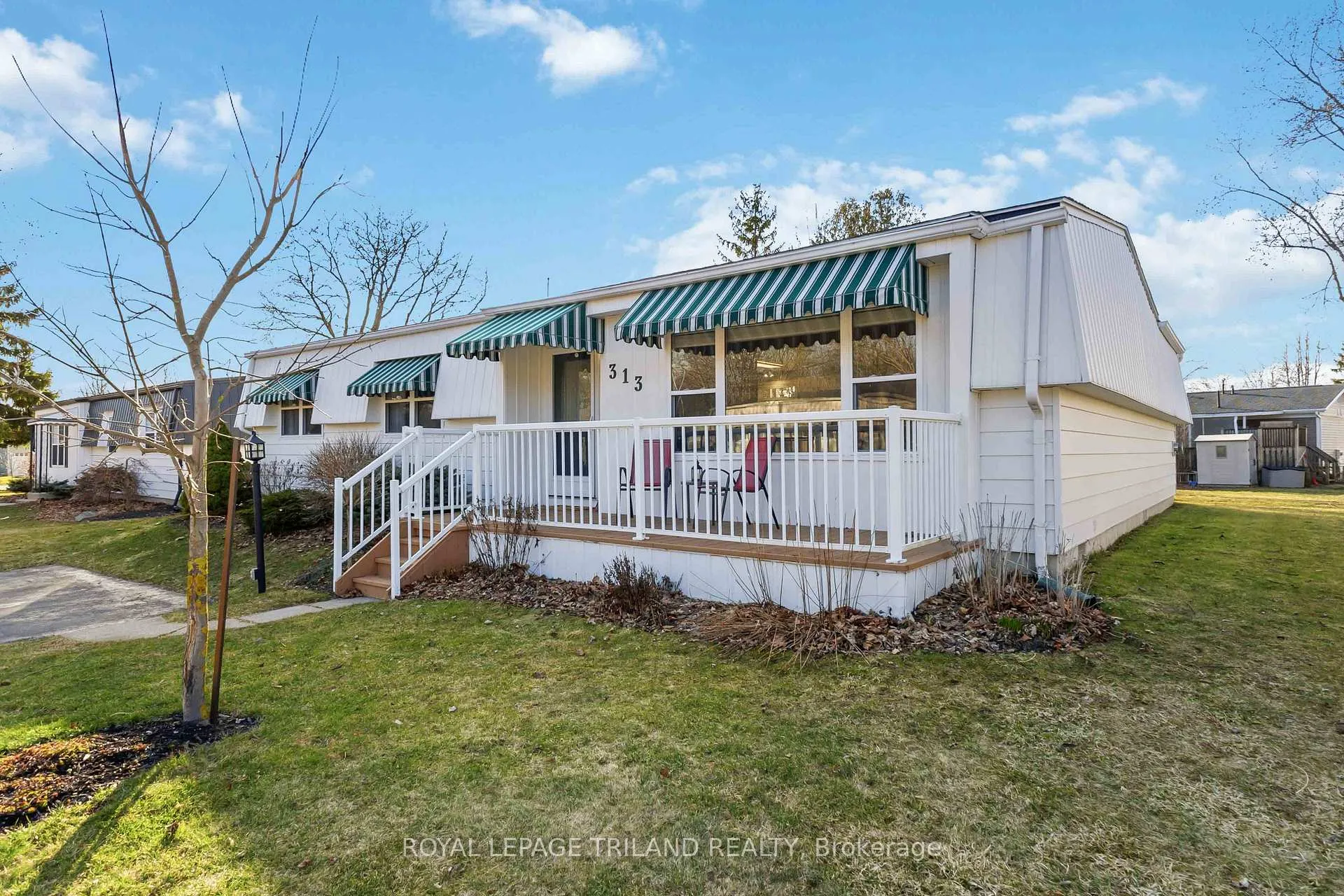 Photo 3 of 313 Pinetree Lane, South Huron, Stephen — HOMEH