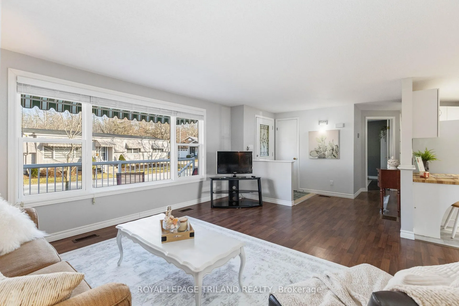Photo 11 of 313 Pinetree Lane, South Huron, Stephen — HOMEH
