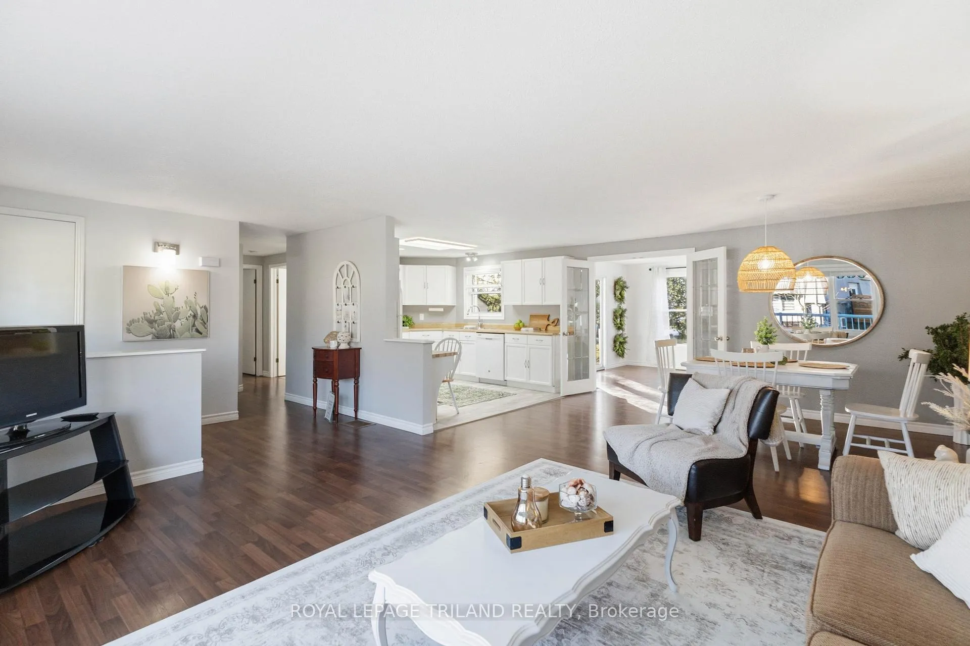 Photo 13 of 313 Pinetree Lane, South Huron, Stephen — HOMEH