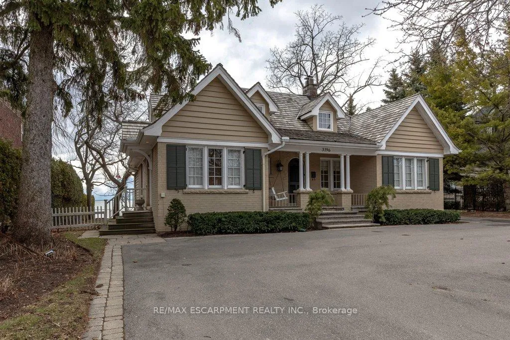 Photo 3 of 3196 Lakeshore Road, Burlington, Roseland — HOMEH
