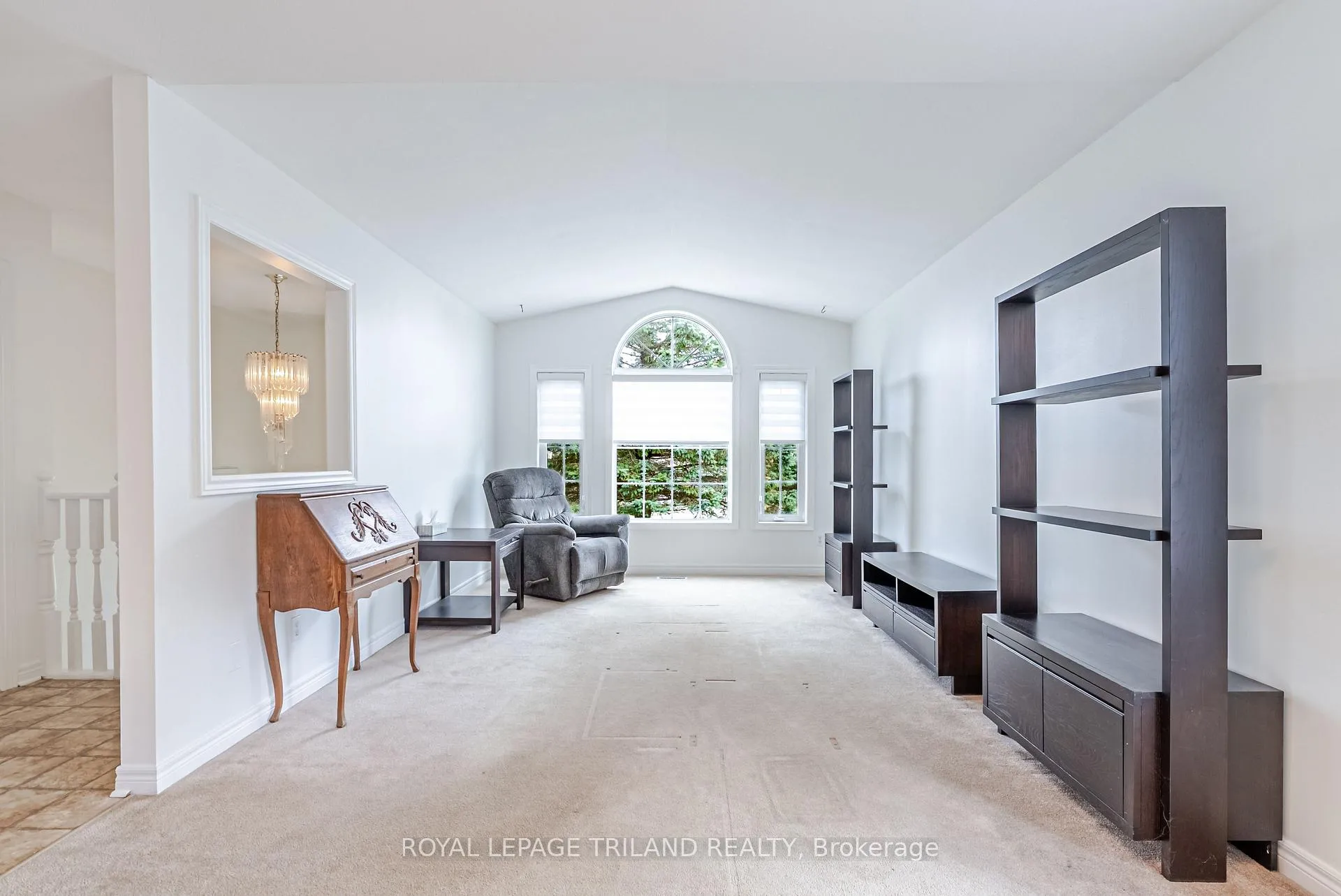 Photo 20 of 14 Amber Drive, Thames Centre, Dorchester — HOMEH