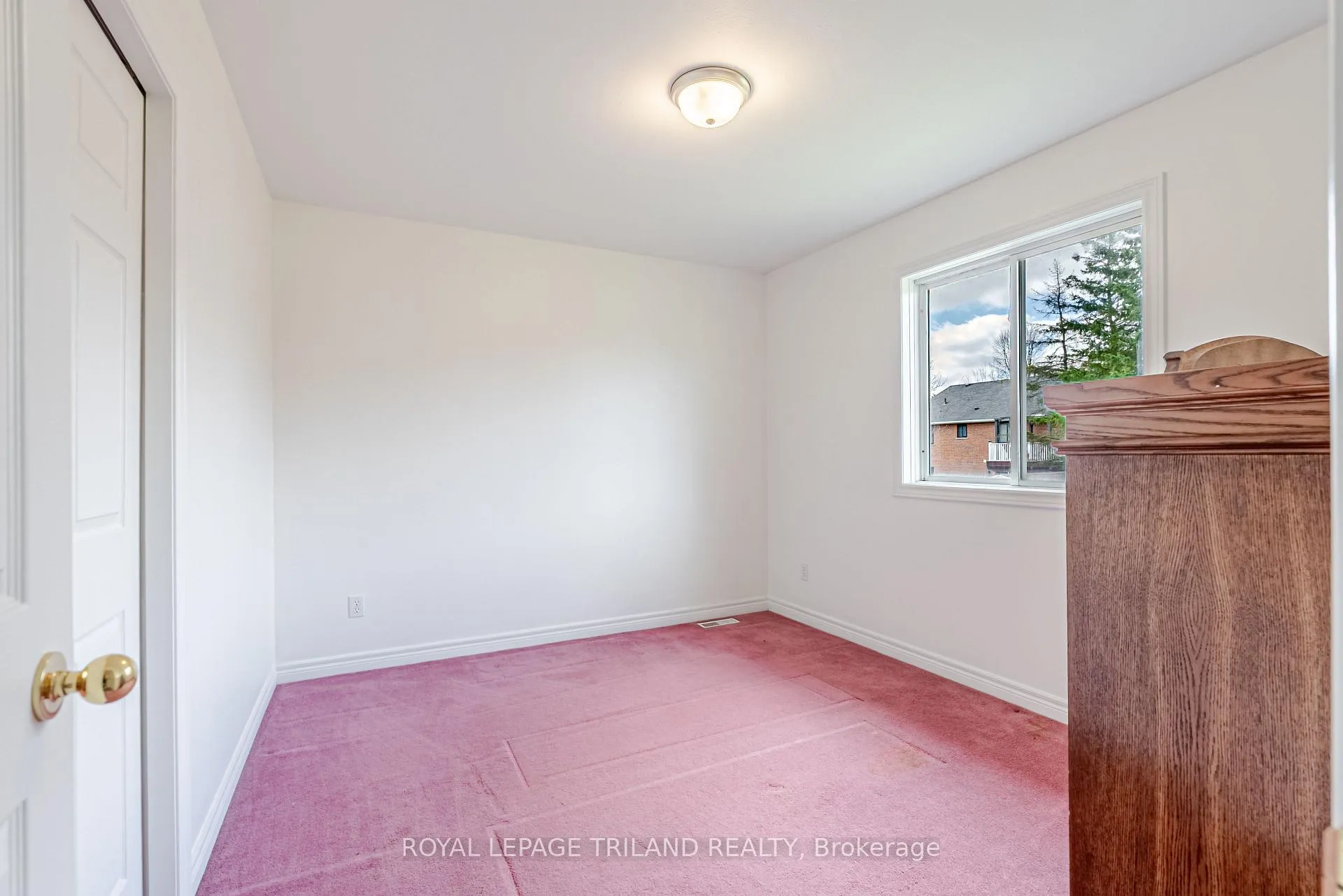 Photo 26 of 14 Amber Drive, Thames Centre, Dorchester — HOMEH