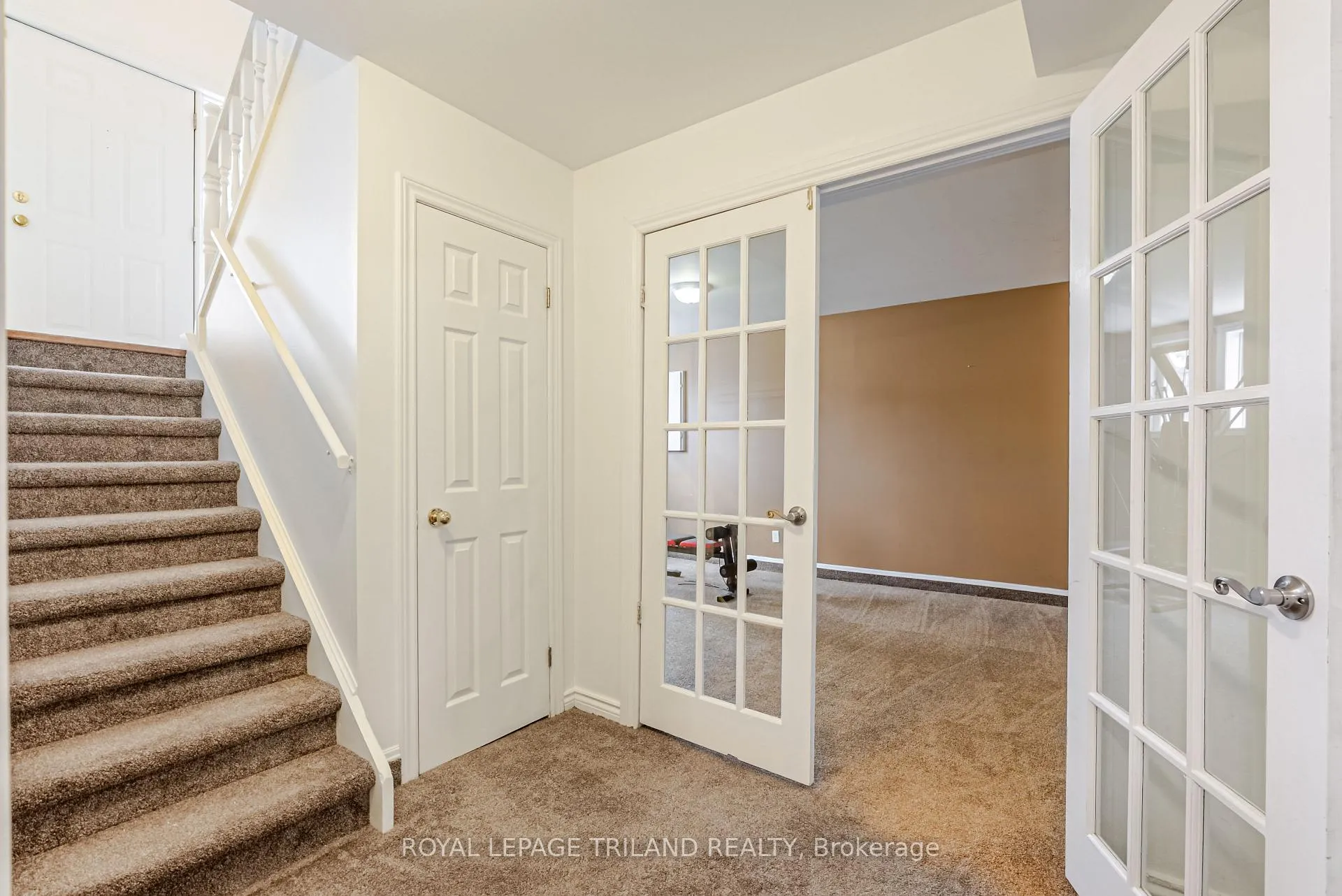 Photo 30 of 14 Amber Drive, Thames Centre, Dorchester — HOMEH