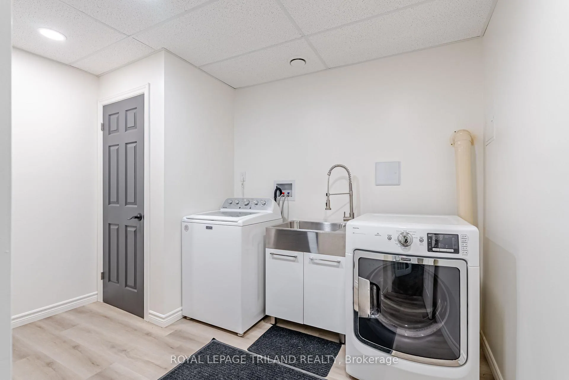 Photo 38 of 14 Amber Drive, Thames Centre, Dorchester — HOMEH