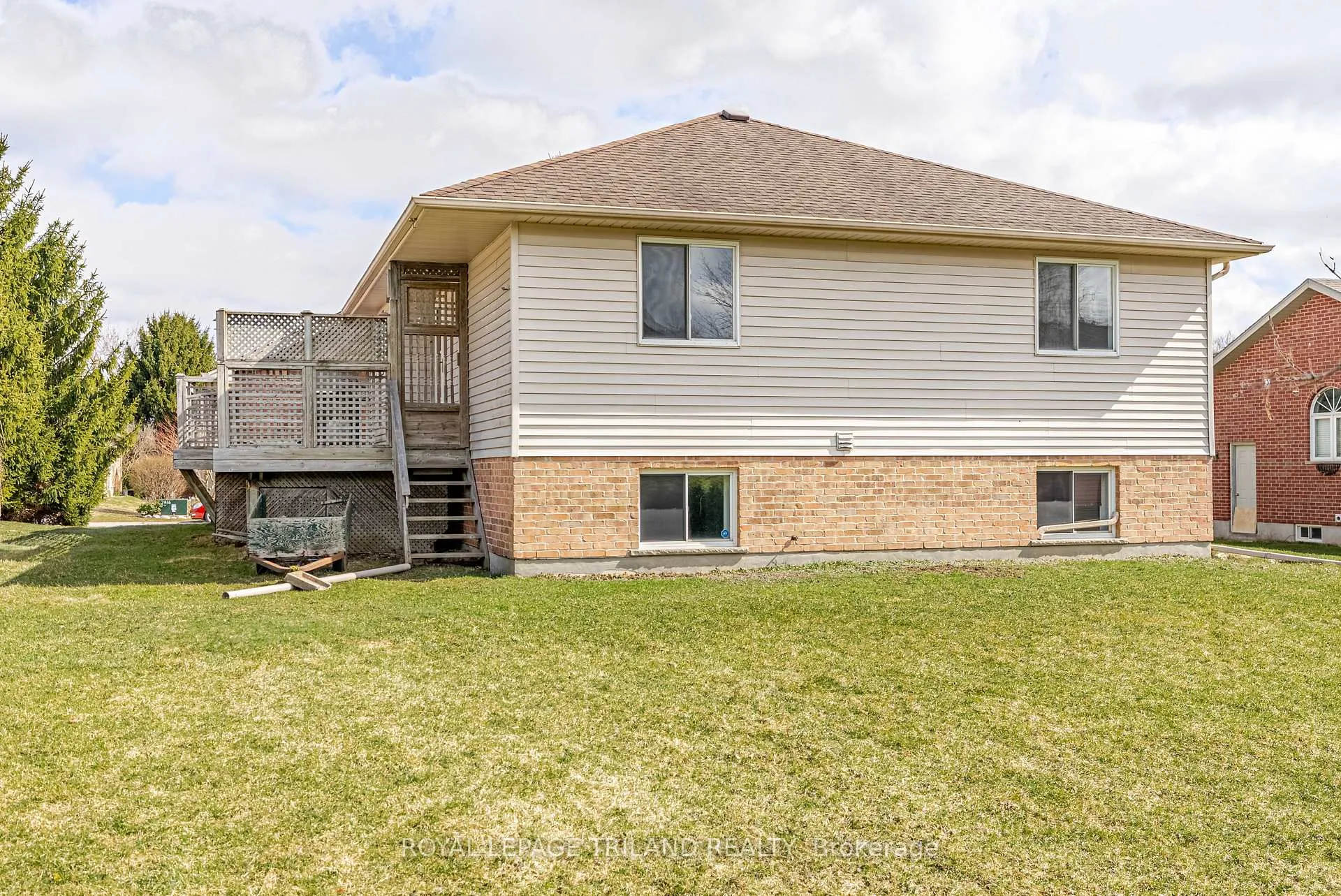 Photo 42 of 14 Amber Drive, Thames Centre, Dorchester — HOMEH