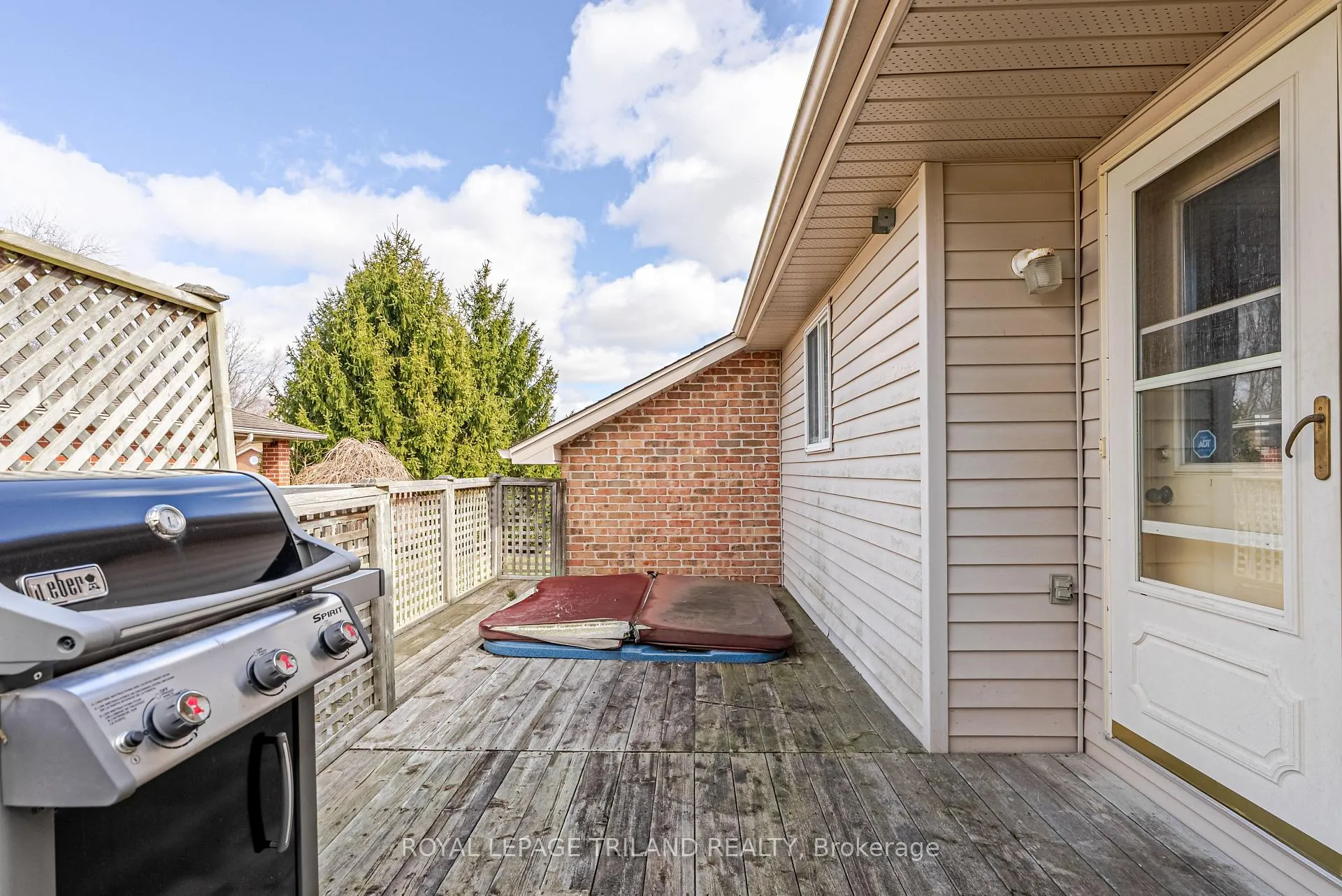 Photo 45 of 14 Amber Drive, Thames Centre, Dorchester — HOMEH