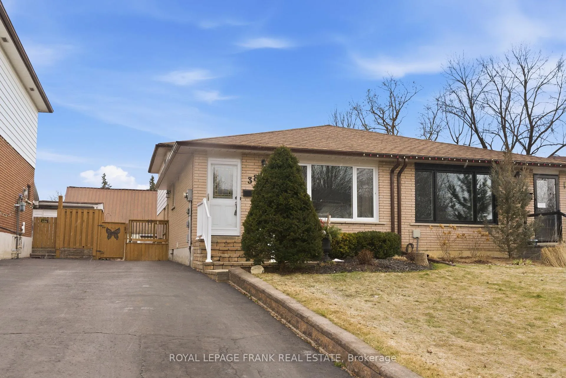 Photo 1 of 380 Surrey Drive, Oshawa, Eastdale — HOMEH