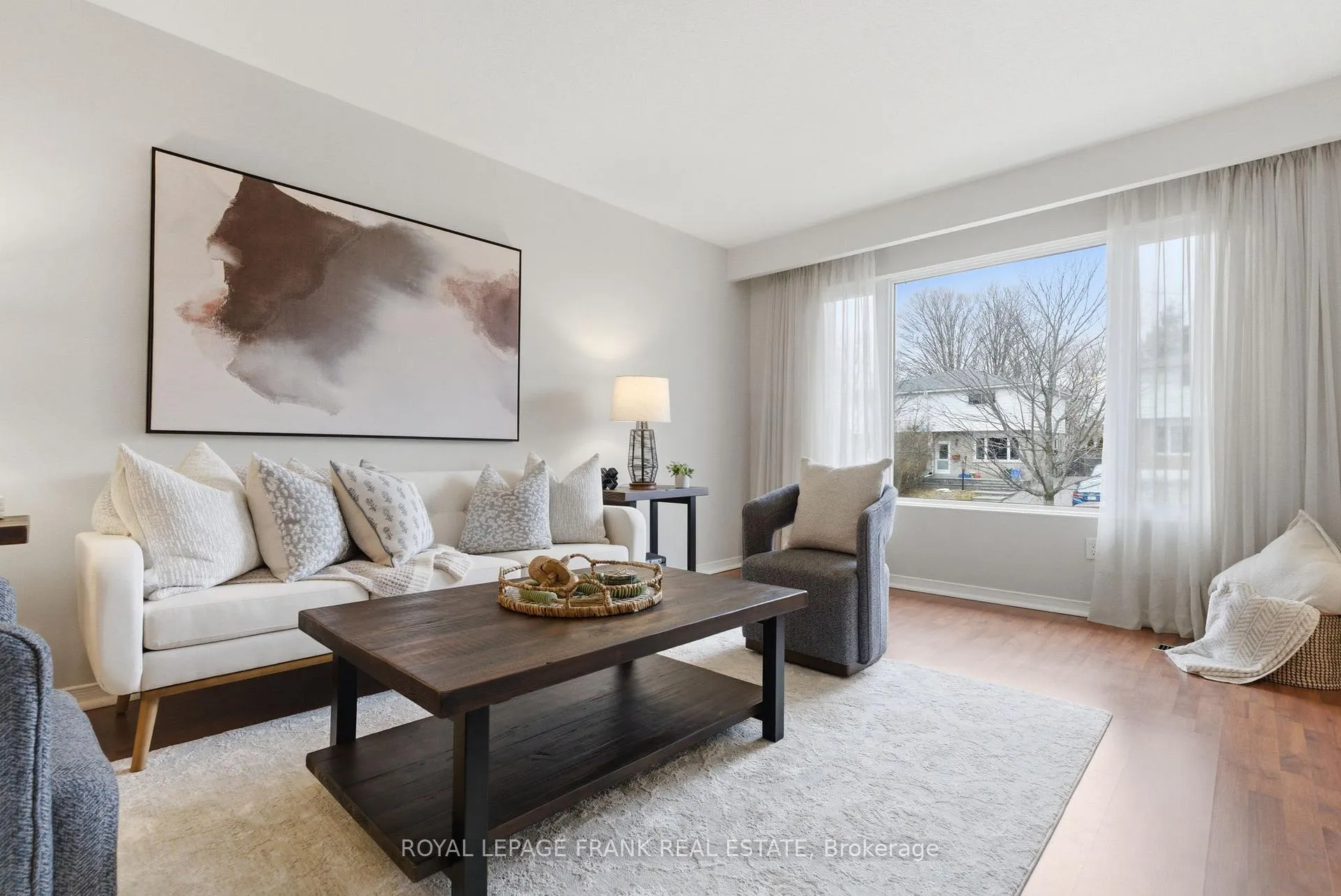 Photo 9 of 380 Surrey Drive, Oshawa, Eastdale — HOMEH