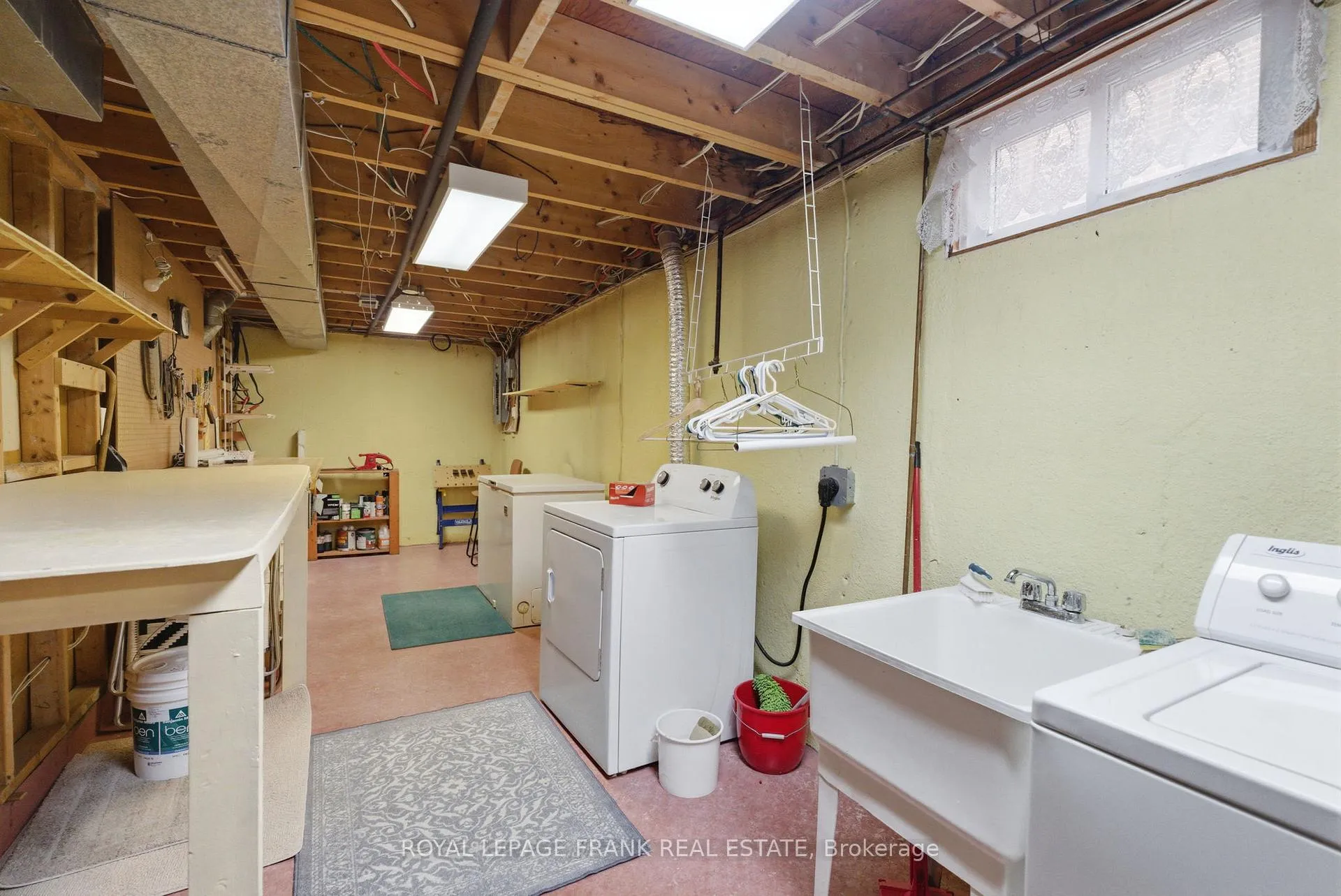 Photo 32 of 380 Surrey Drive, Oshawa, Eastdale — HOMEH