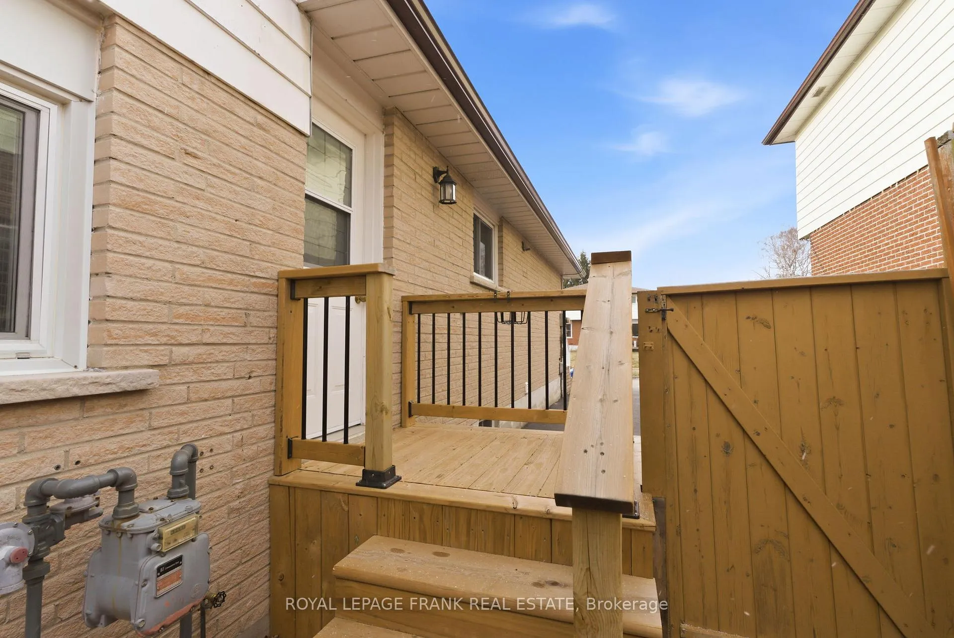 Photo 35 of 380 Surrey Drive, Oshawa, Eastdale — HOMEH