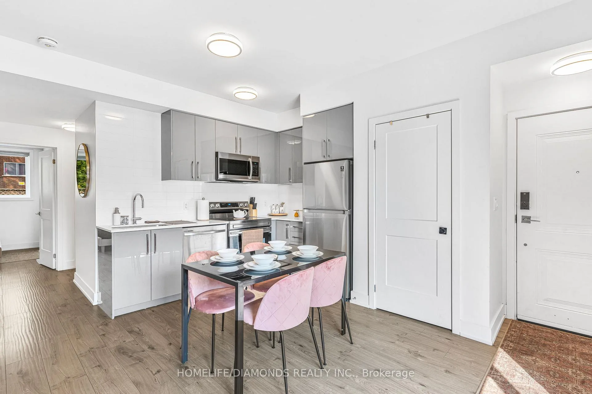 Photo 7 of Unit 203, 6065 Mcleod Road, Niagara Falls, Arad/Fallsview — HOMEH