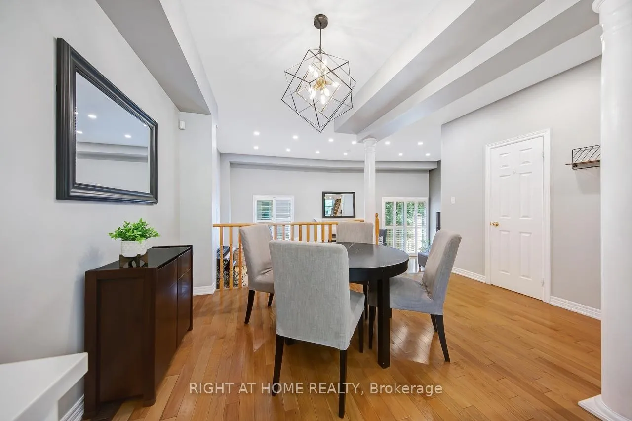 Photo 6 of 23 Michael Way, Markham, Buttonville — HOMEH