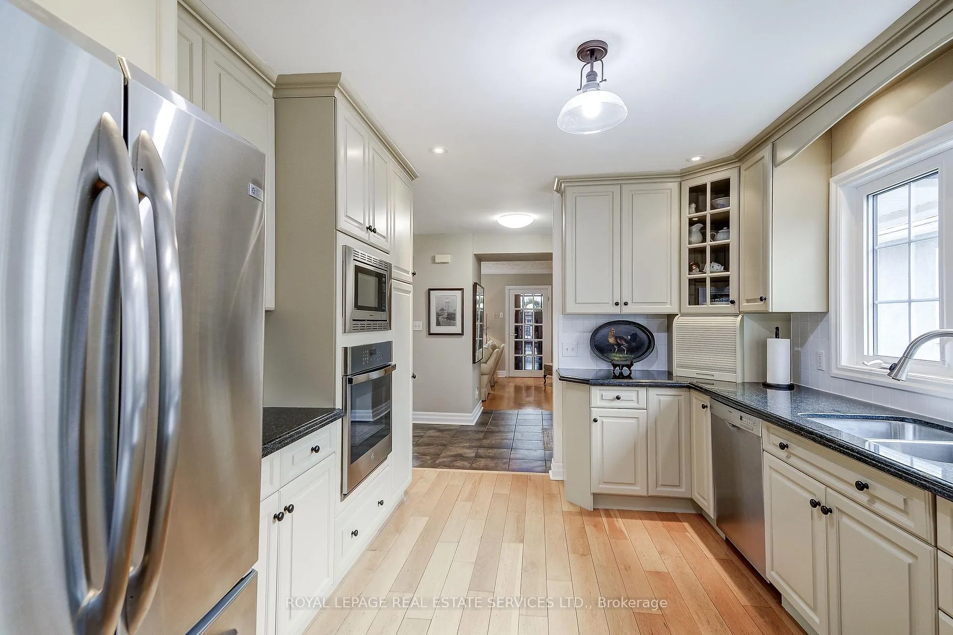 Photo 12 of 58 South Drive, St. Catharines, Old Glenridge — HOMEH