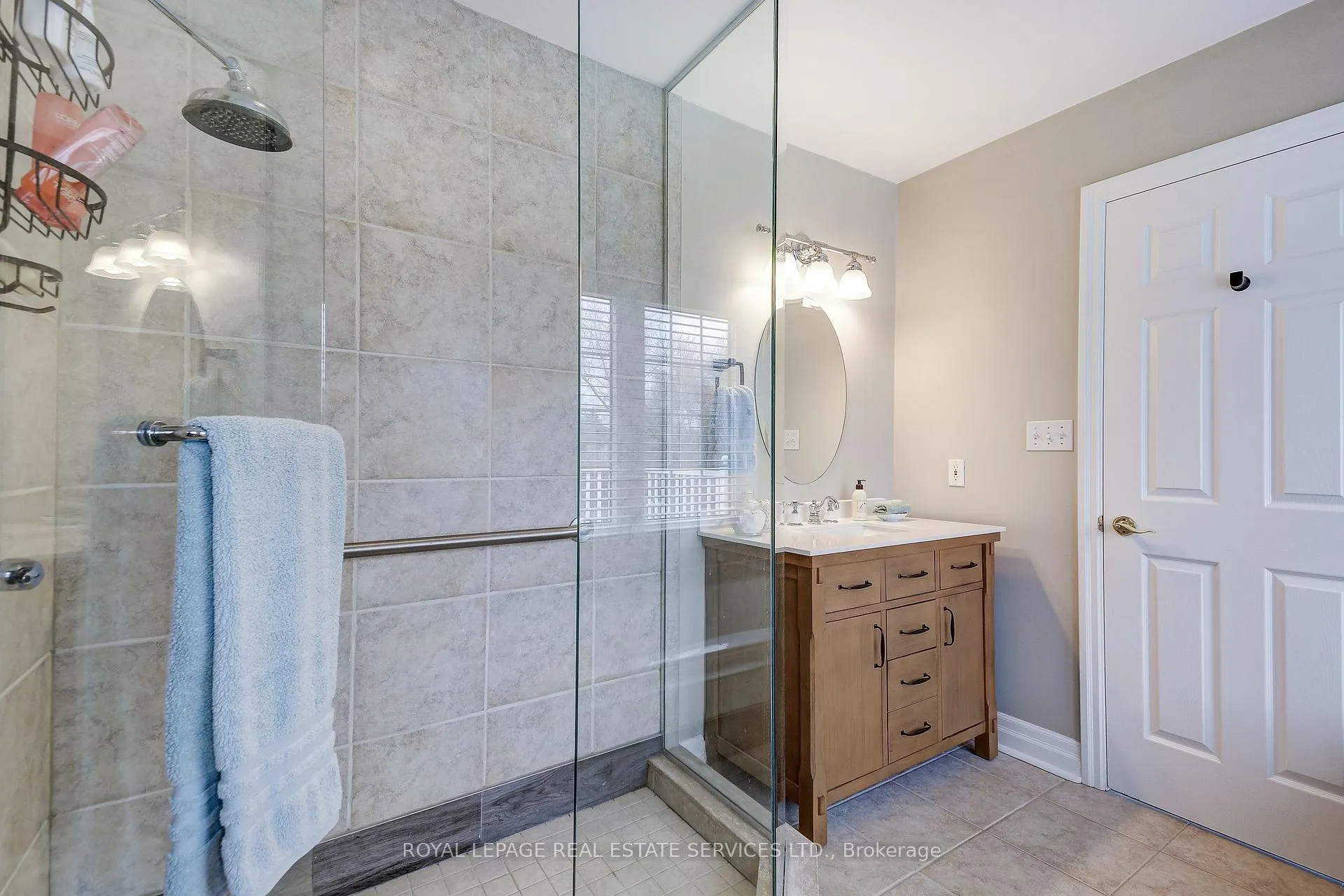 Photo 28 of 58 South Drive, St. Catharines, Old Glenridge — HOMEH
