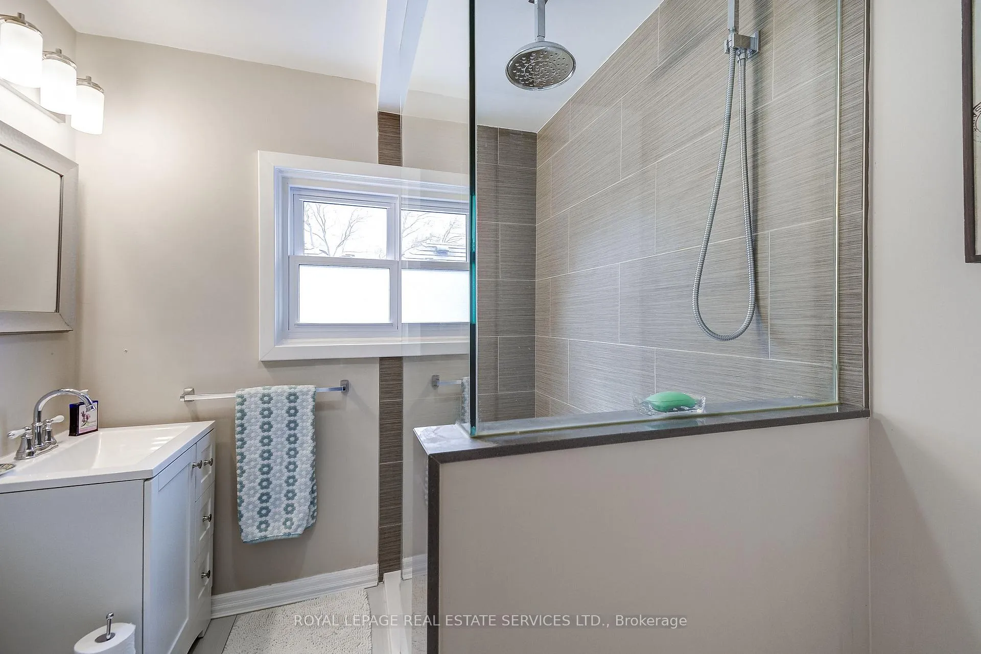 Photo 34 of 58 South Drive, St. Catharines, Old Glenridge — HOMEH